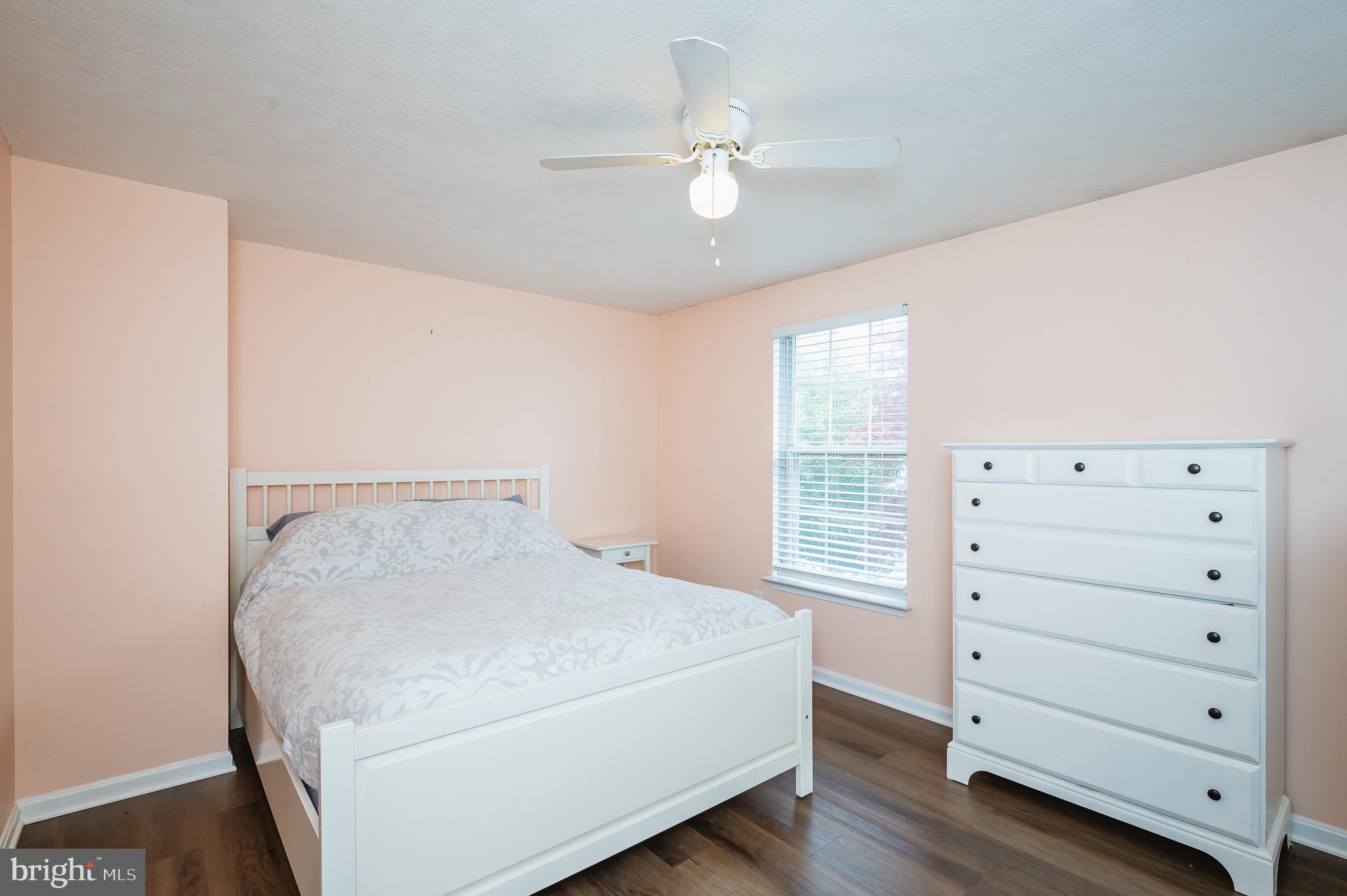 LAUREL VALLEY - Residential