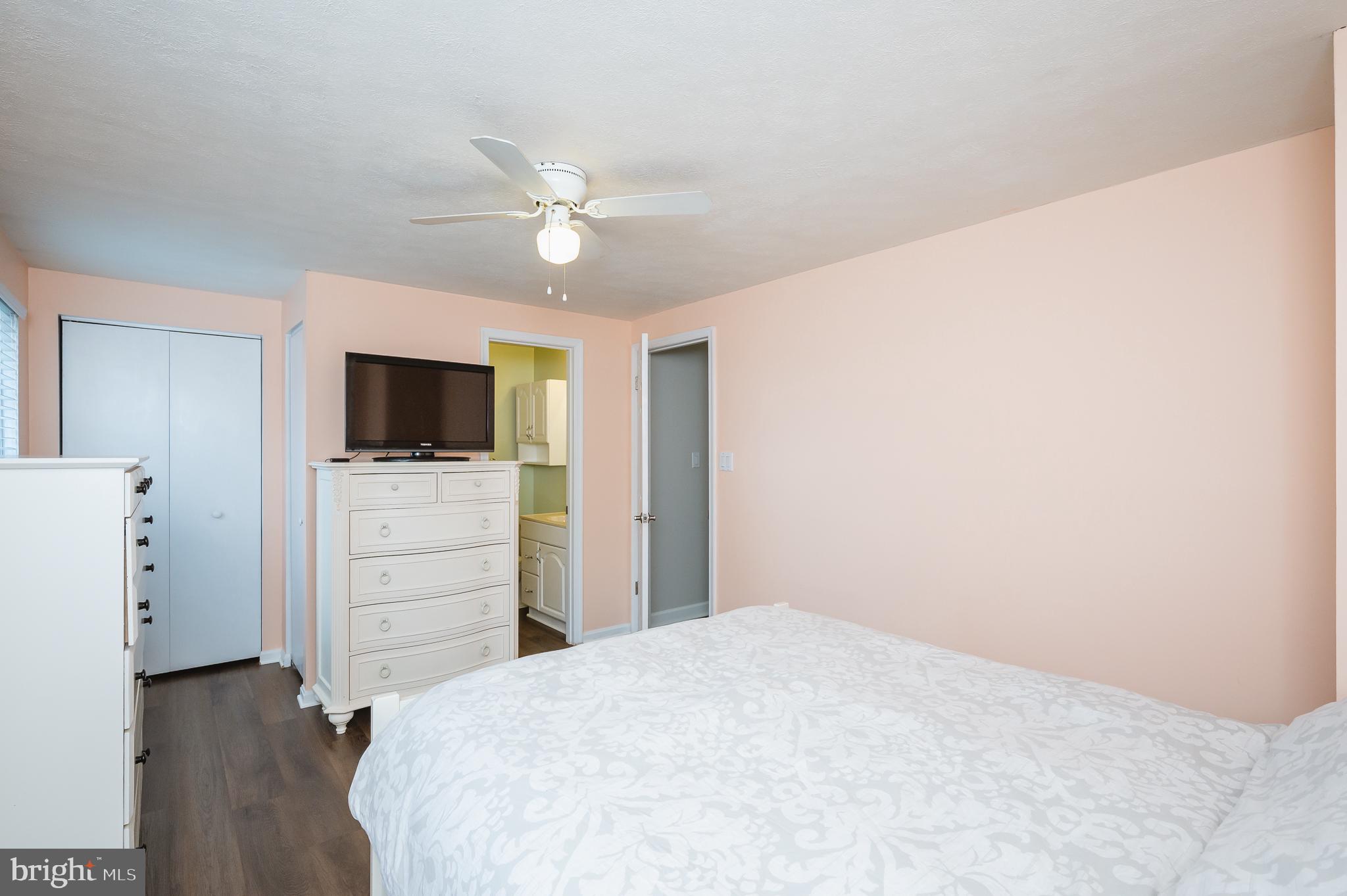 LAUREL VALLEY - Residential