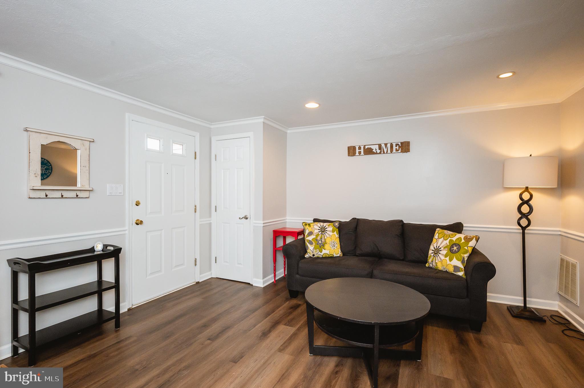 LAUREL VALLEY - Residential