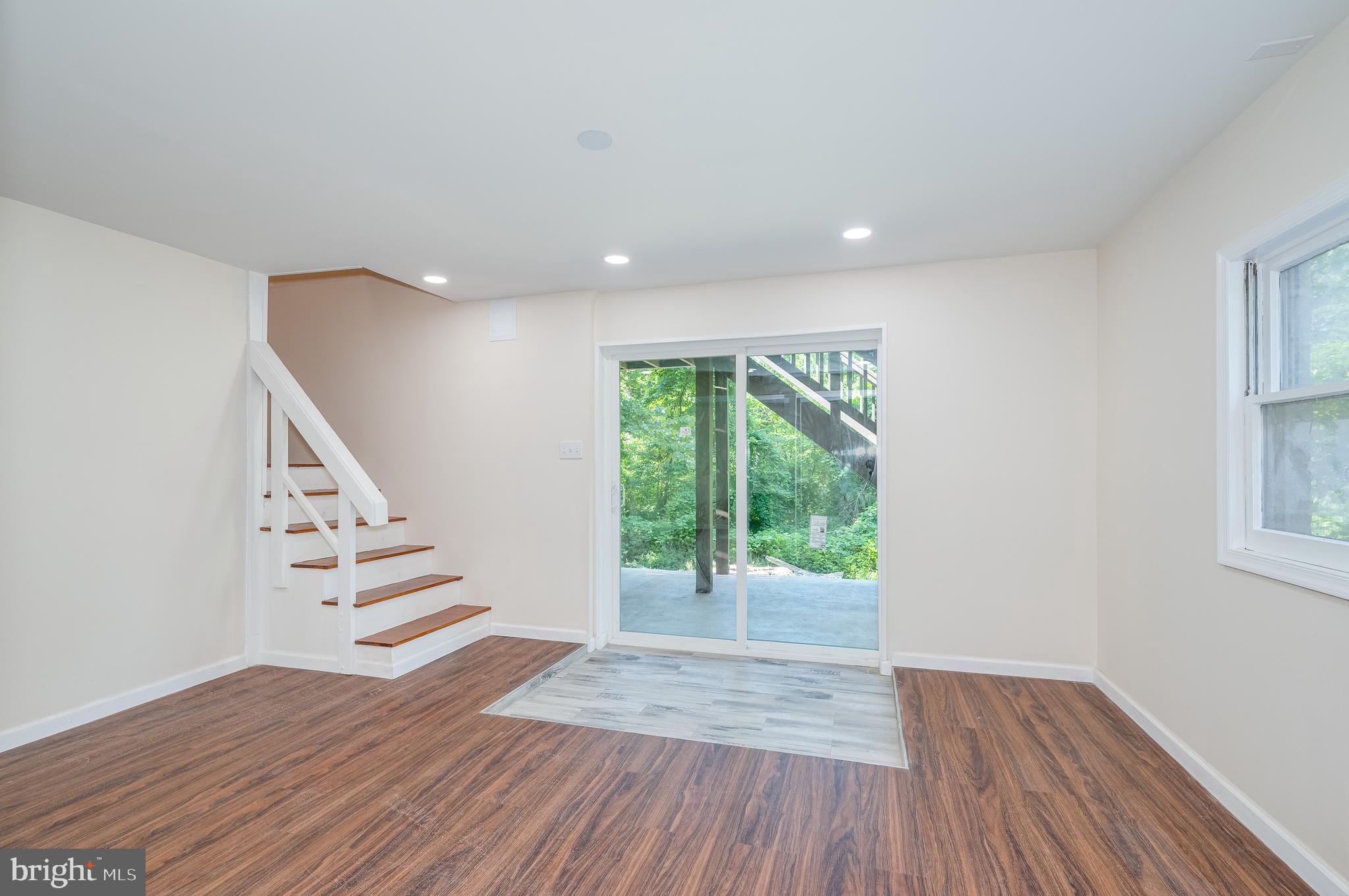 SHANNONDALE - Residential