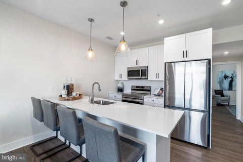 Townhouse For Rent - 17 Mainland Road Rd #111<br/> Montgomery County, HARLEYSVILLE, PA 19438
