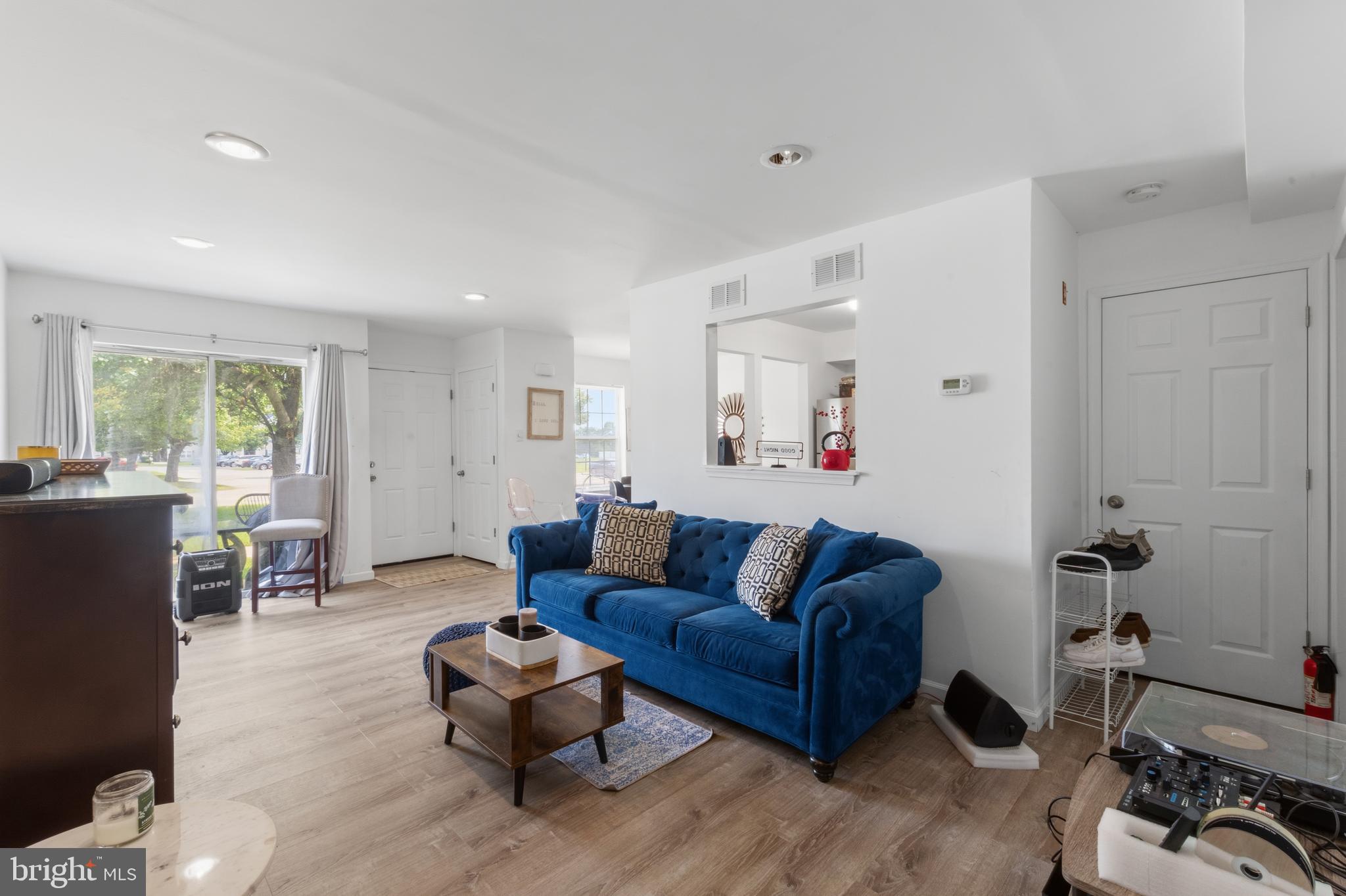 201 HIGHLAND BOULEVARD H