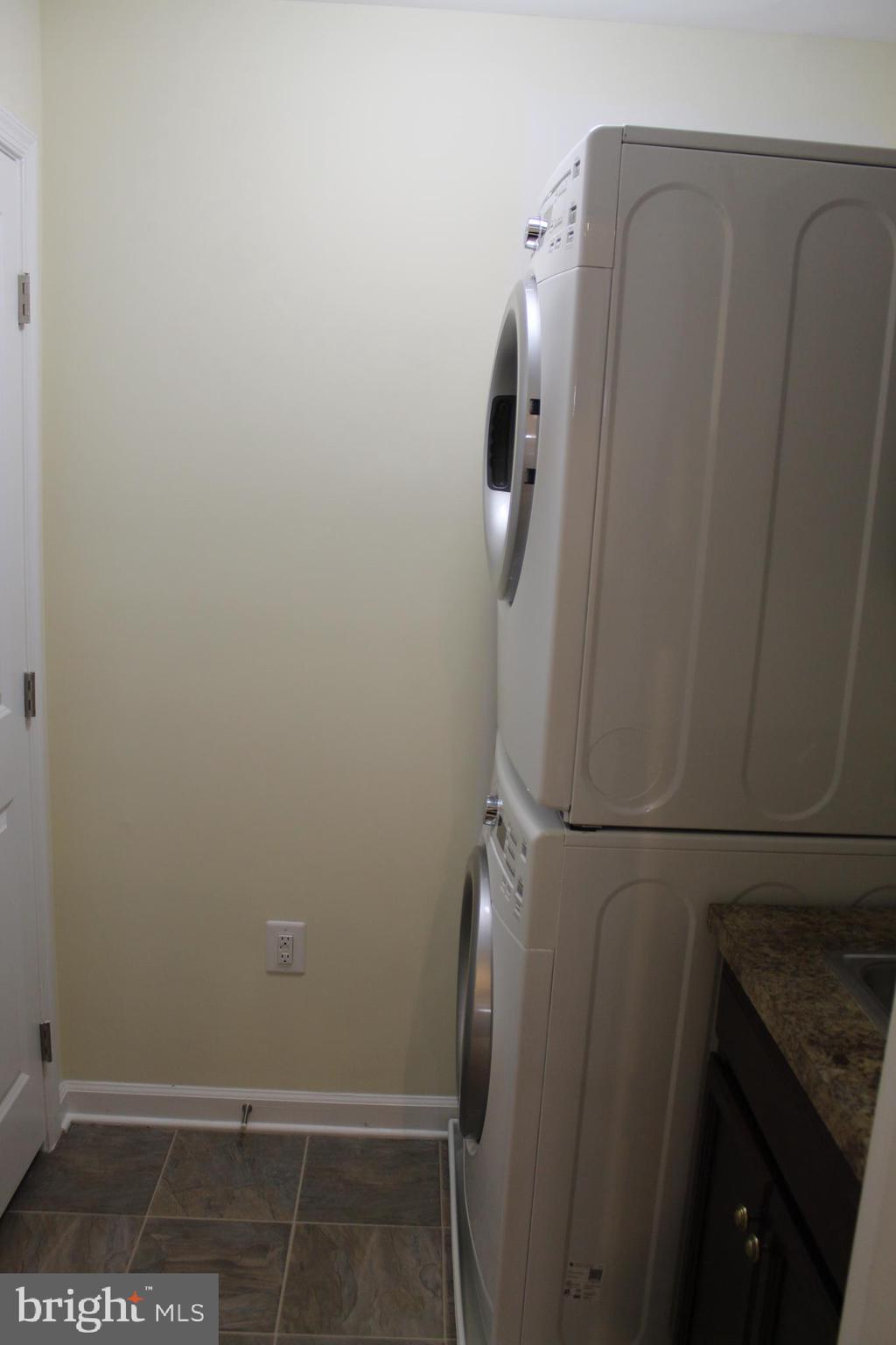 GREENBELT STATION - Residential