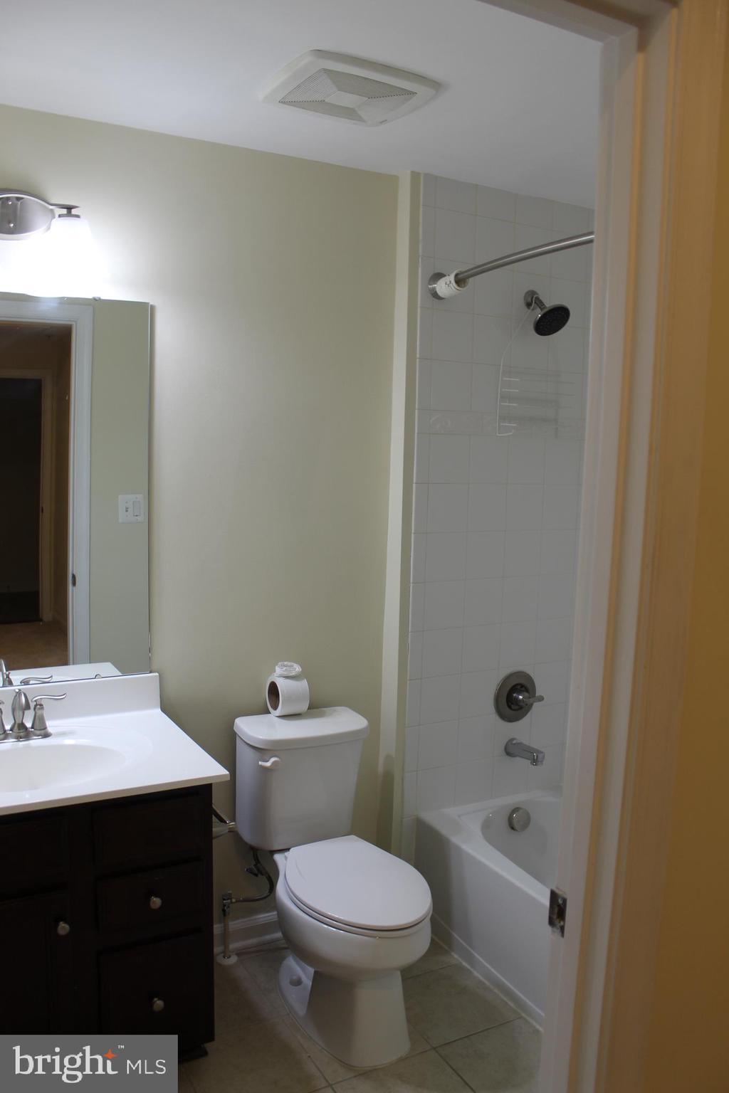 GREENBELT STATION - Residential