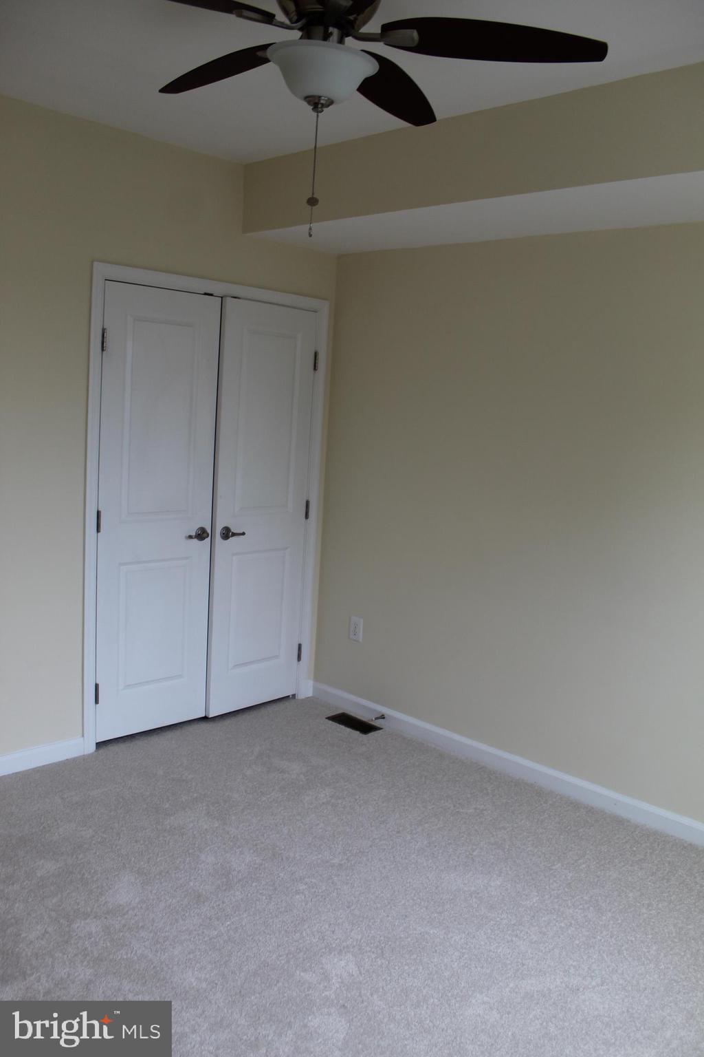 GREENBELT STATION - Residential