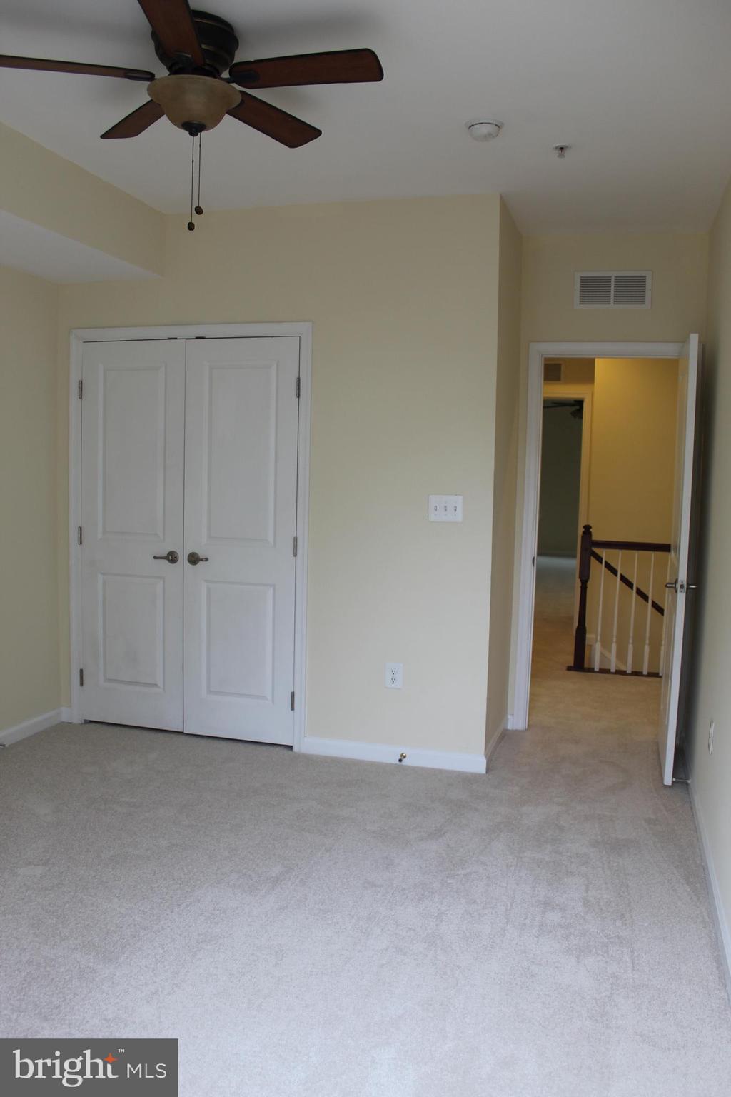 GREENBELT STATION - Residential