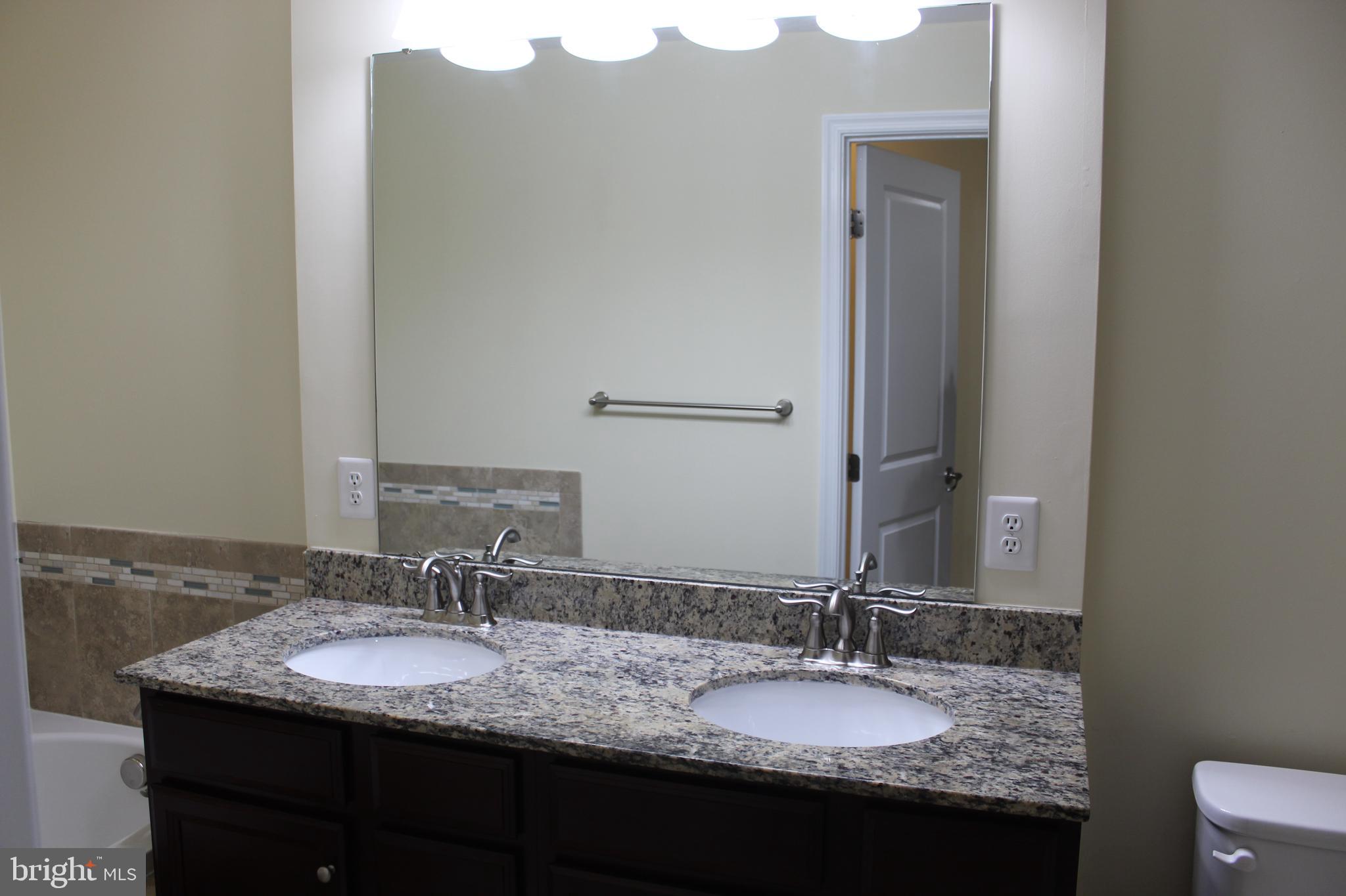 GREENBELT STATION - Residential