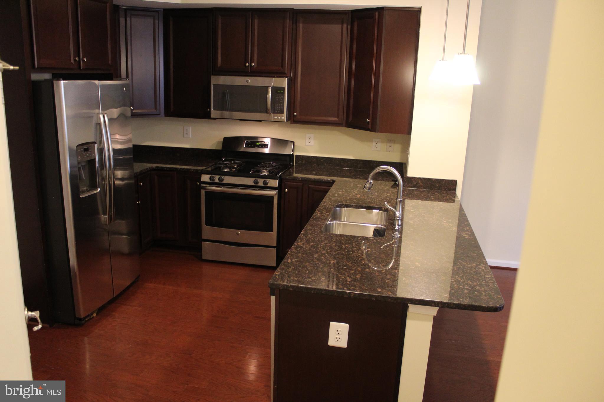 GREENBELT STATION - Residential