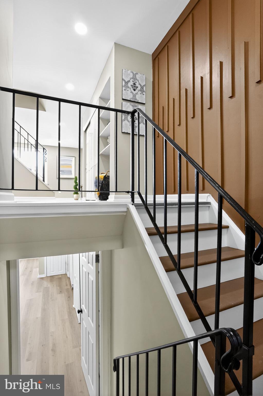 MILL CREEK - Residential