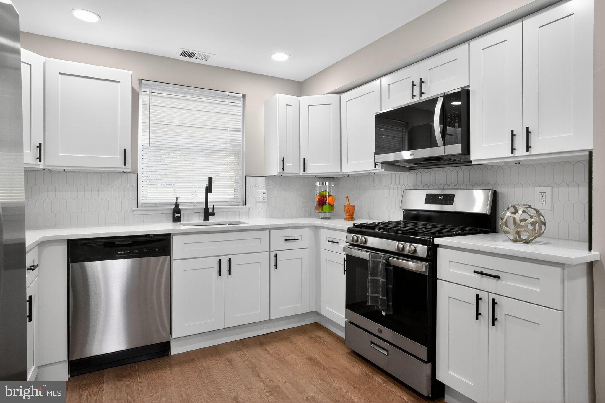 MILL CREEK - Residential