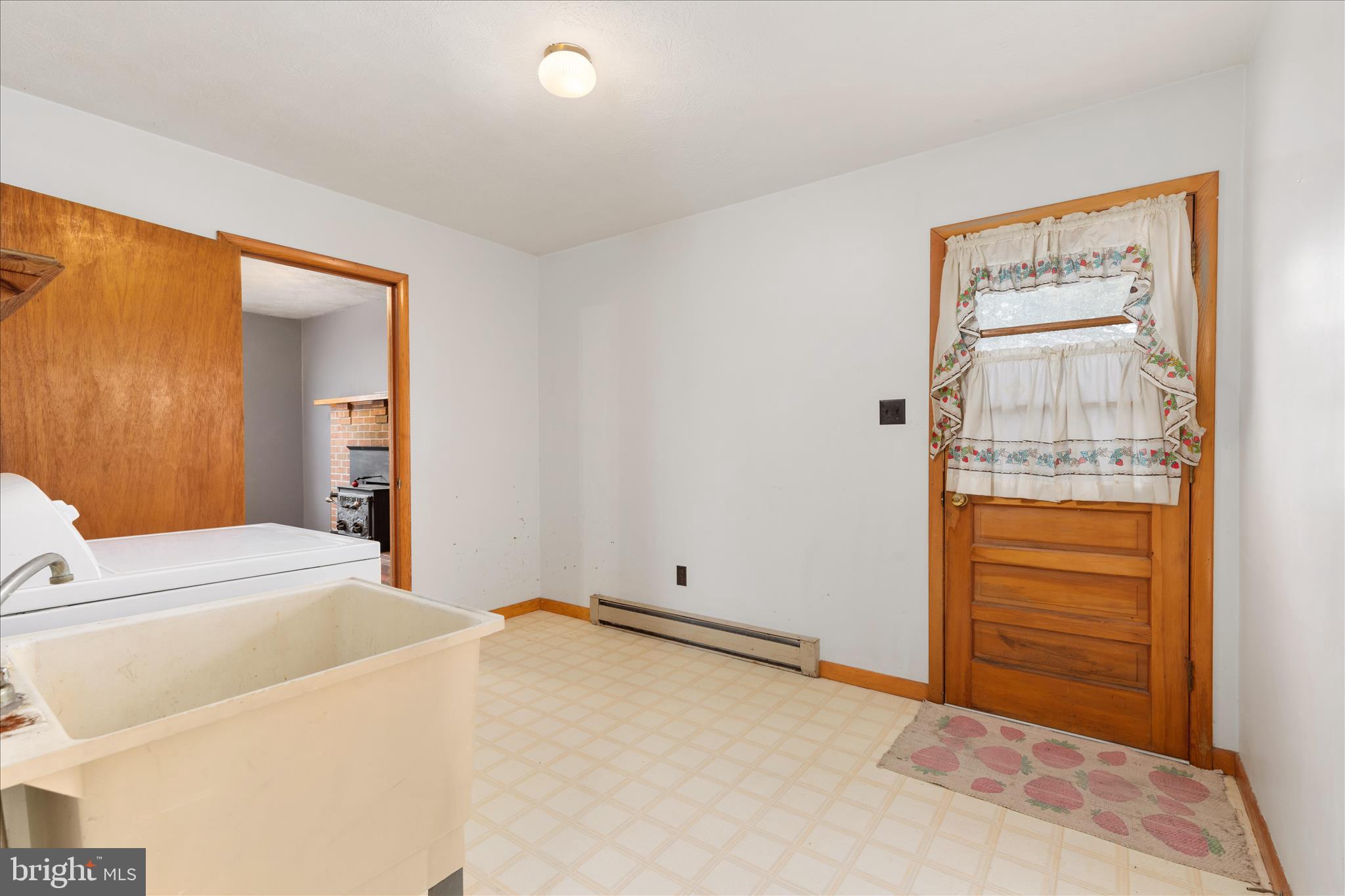 STONEWALL - Residential