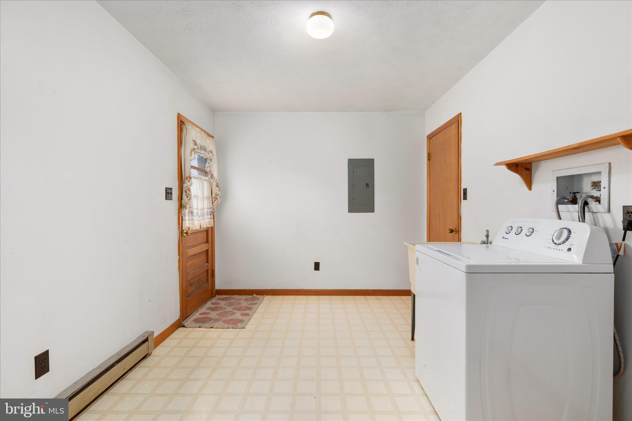 STONEWALL - Residential