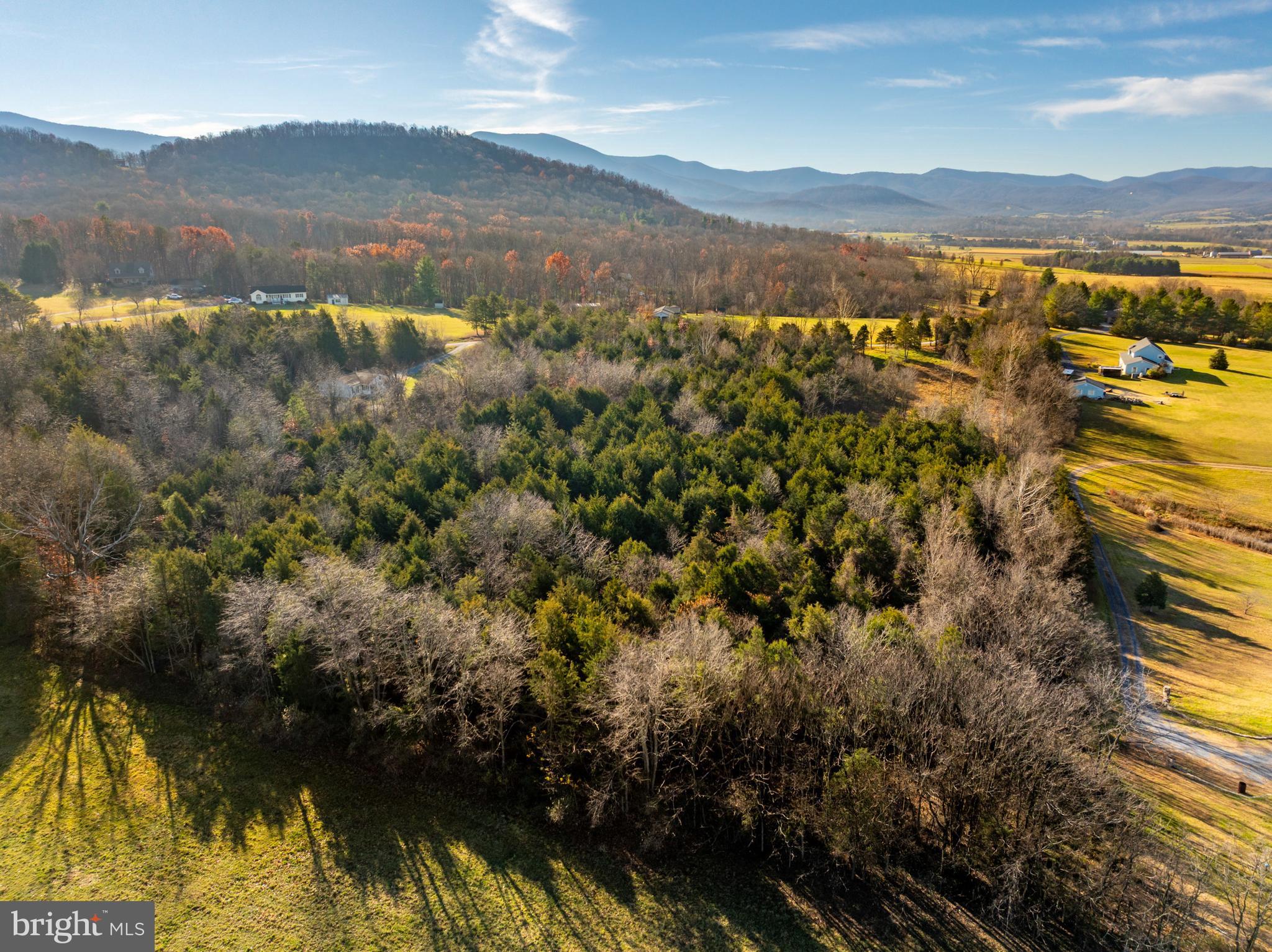 HARPER VALLEY - Land