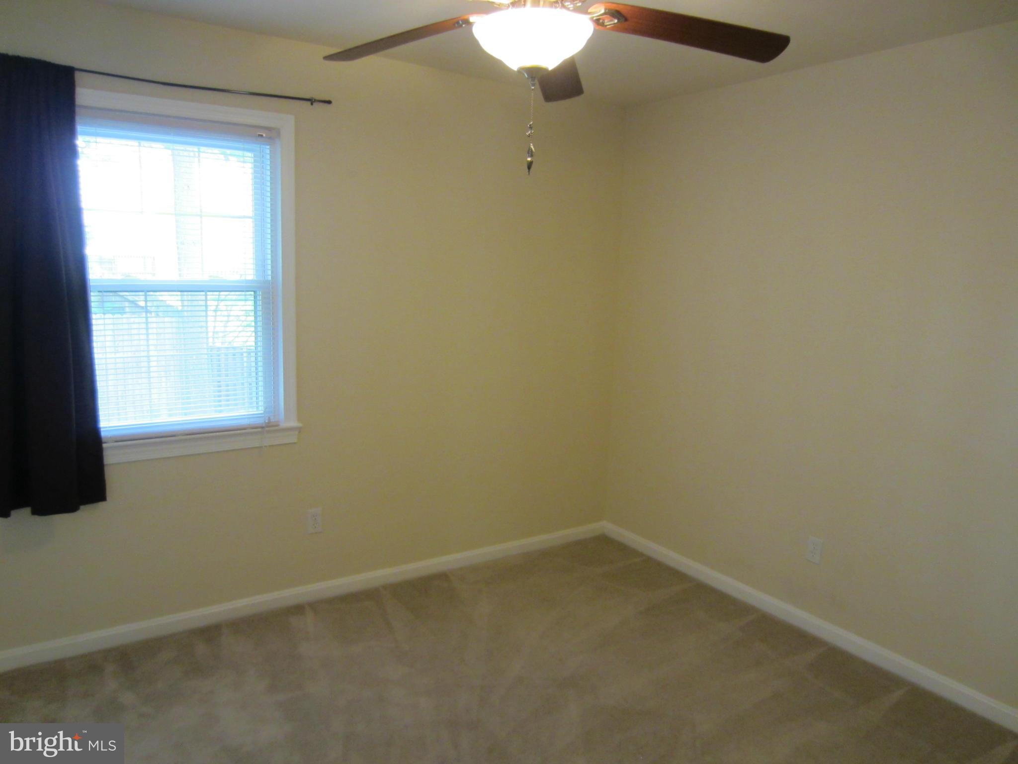 NORTON SQUARE - Residential Lease