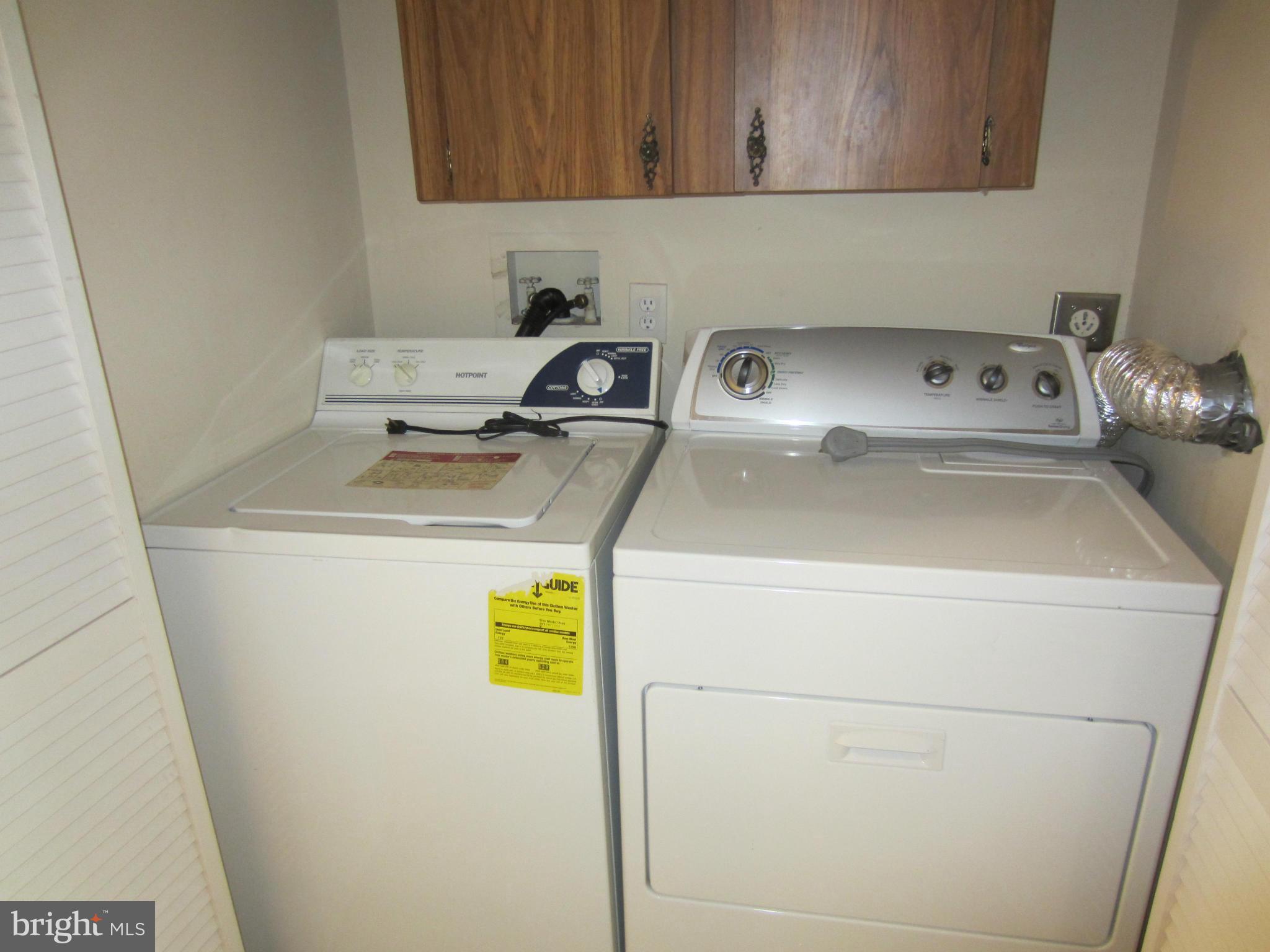 NORTON SQUARE - Residential Lease