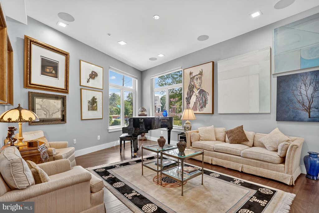 Photo of 5700 Blair Road NE, WASHINGTON, DC 20011 (MLS # DCDC2222720)