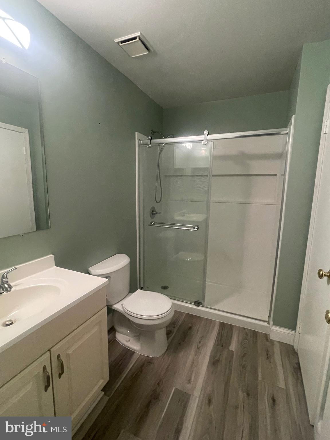 SILVER SPRING - Residential Lease