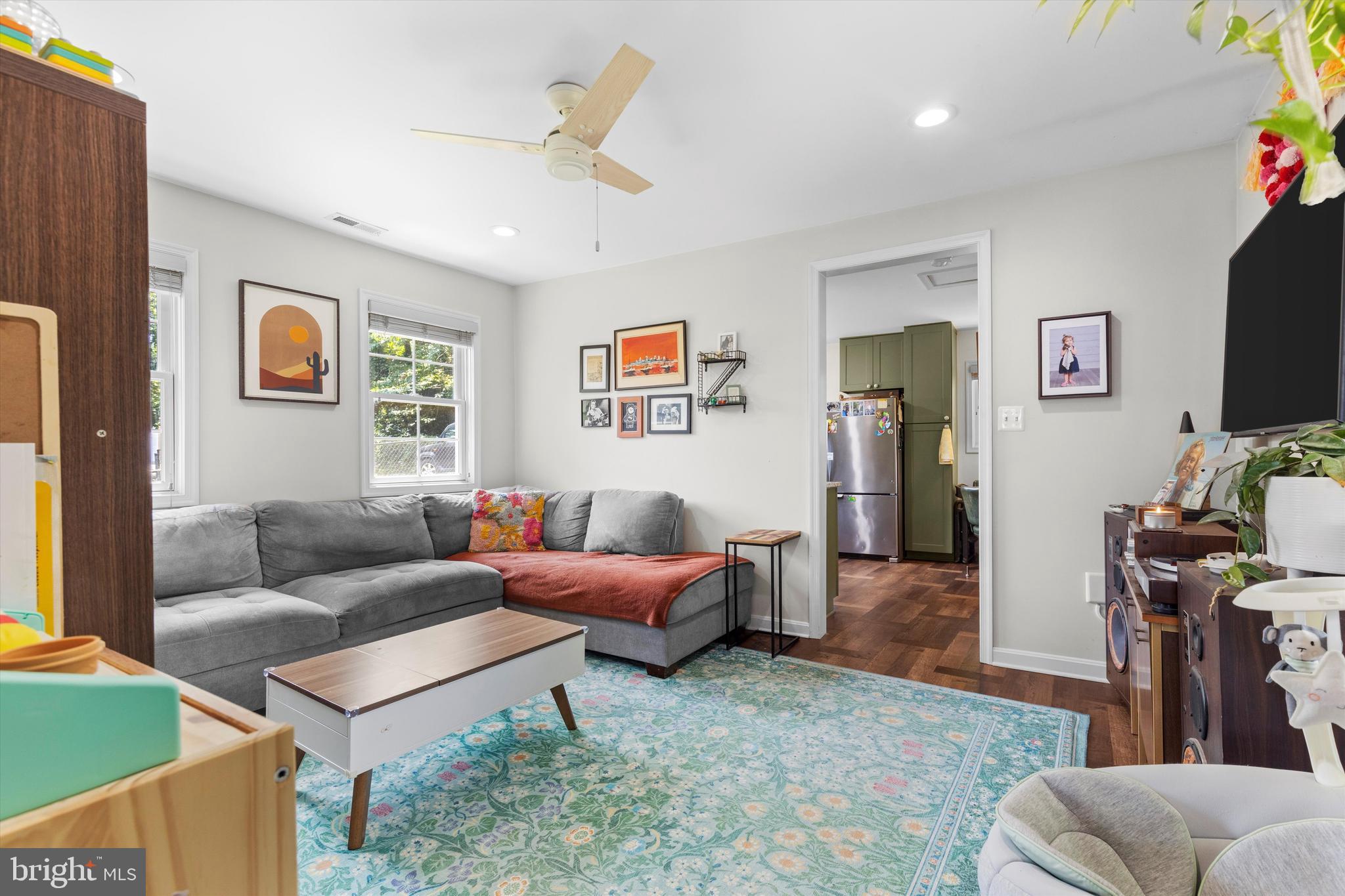 ALTOONA BEACH - Residential