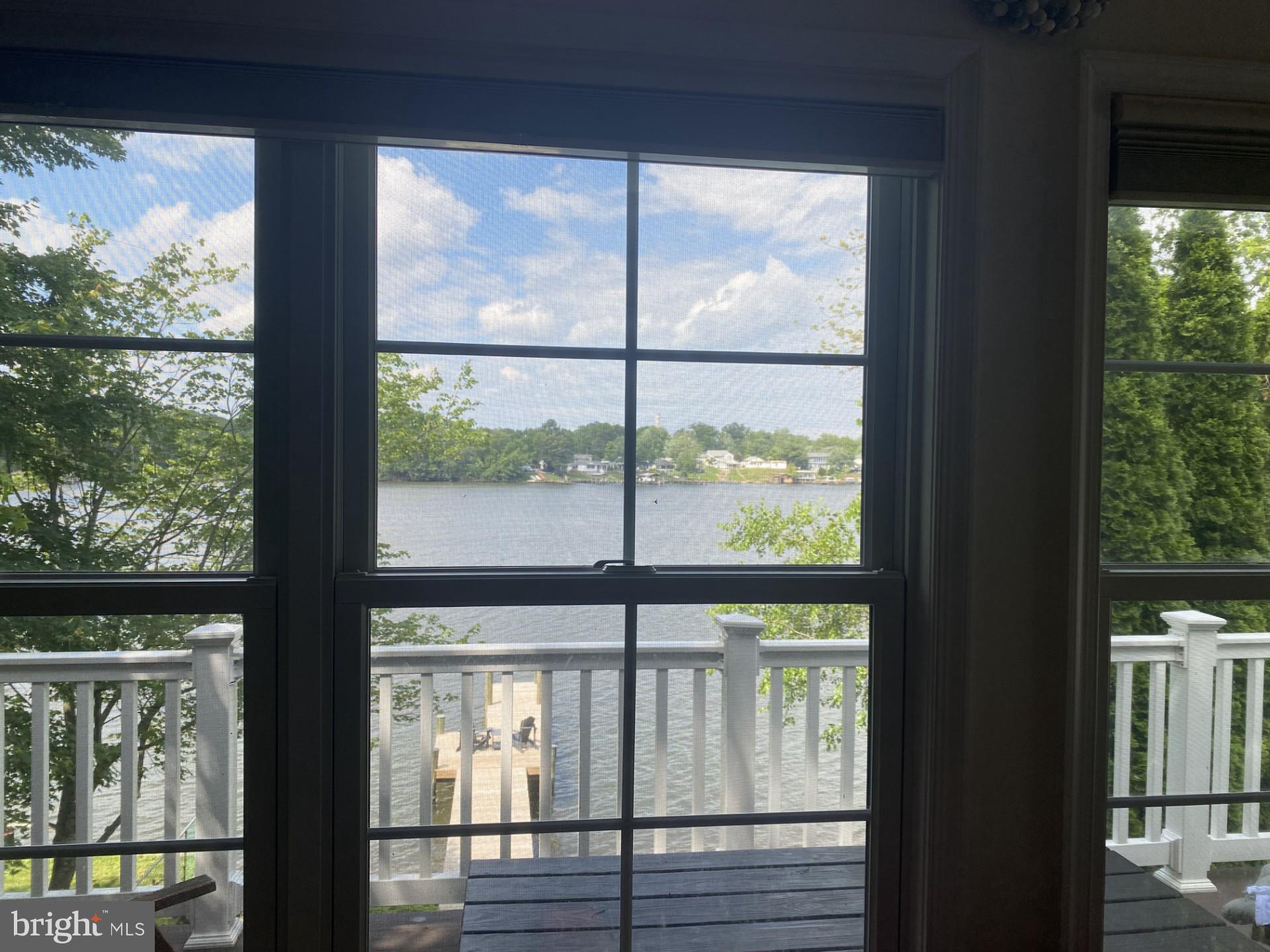 ALTOONA BEACH - Residential