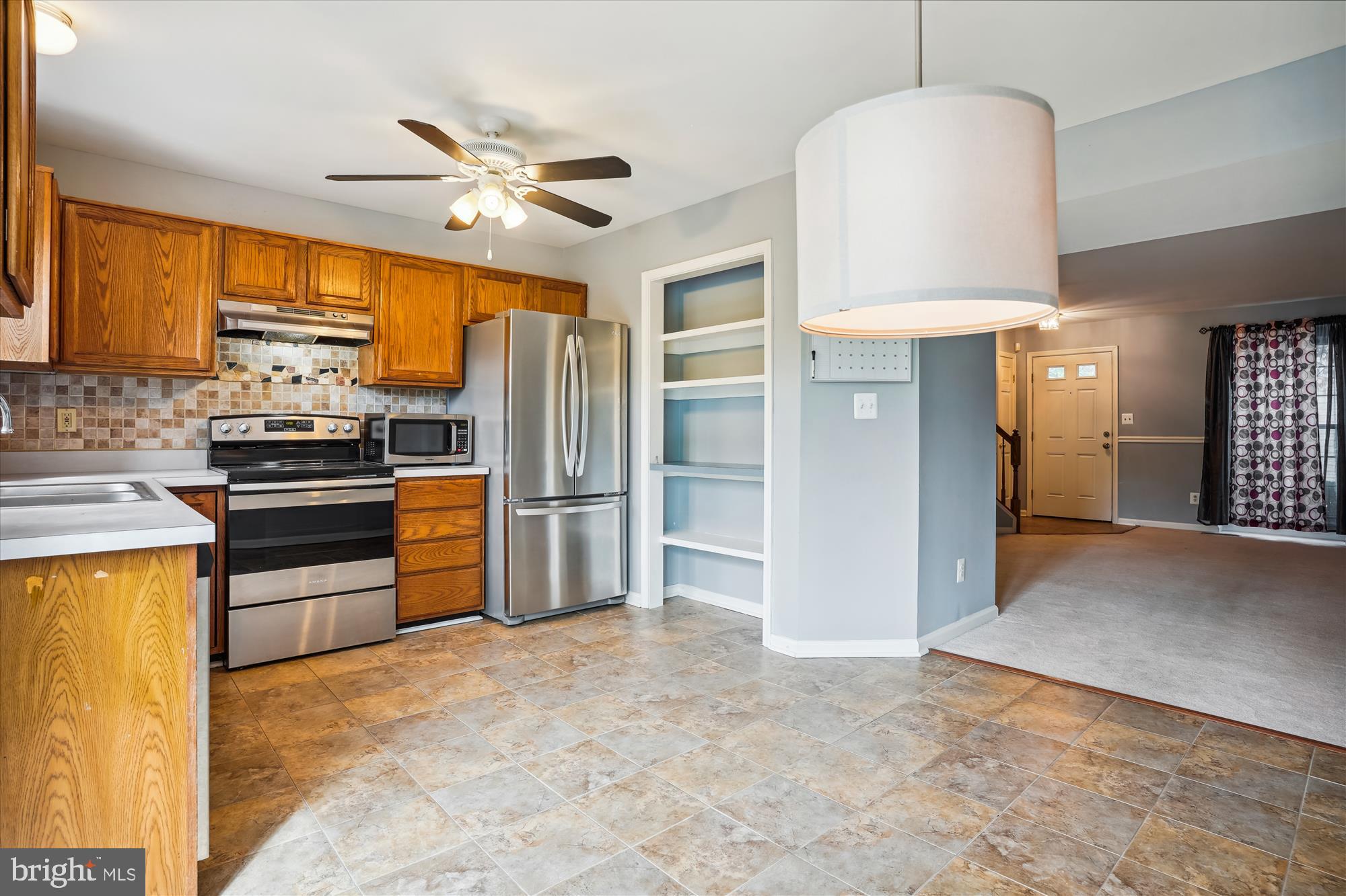 DEVILS REACH CONDOS - Residential