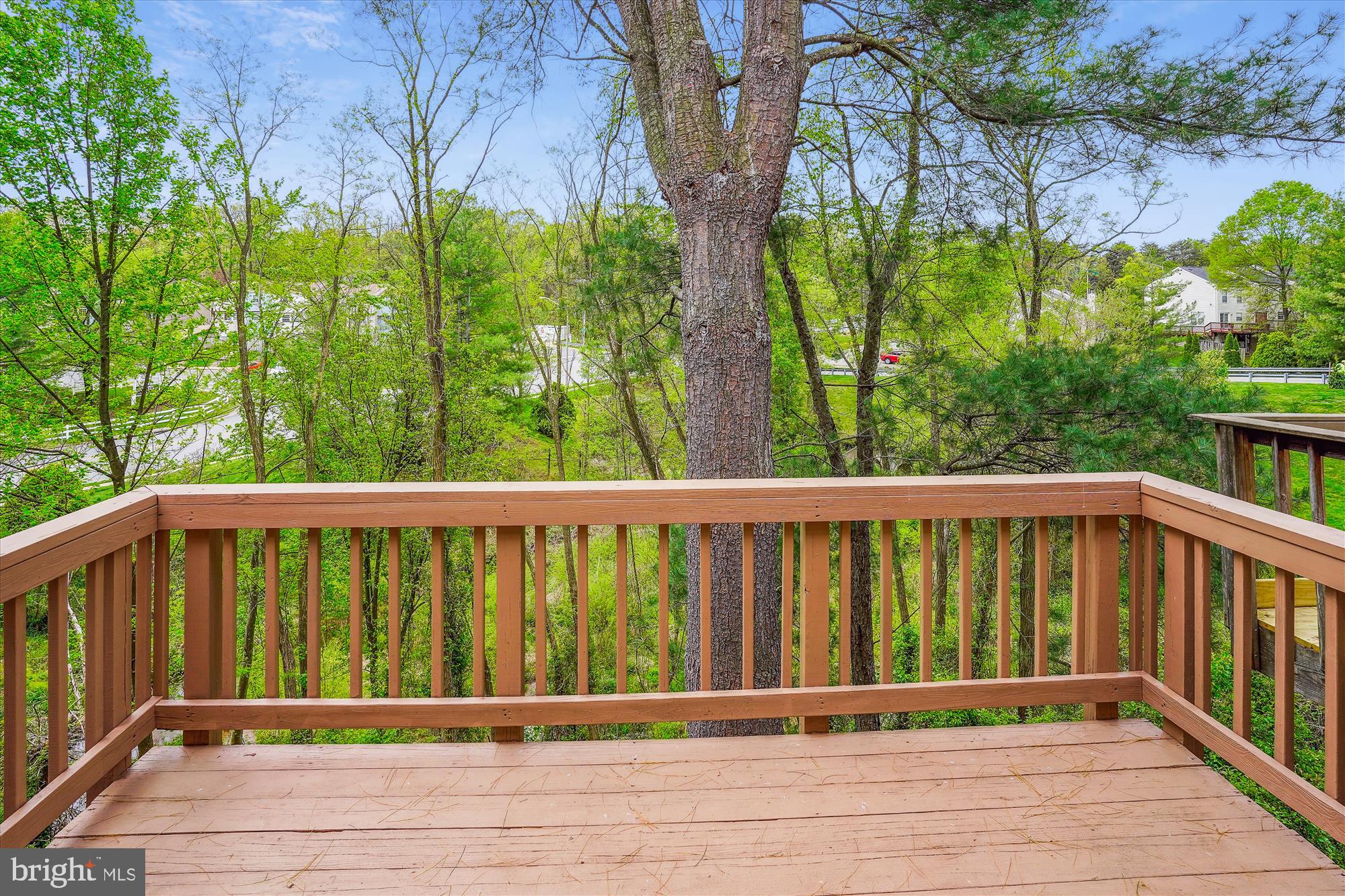 DEVILS REACH CONDOS - Residential