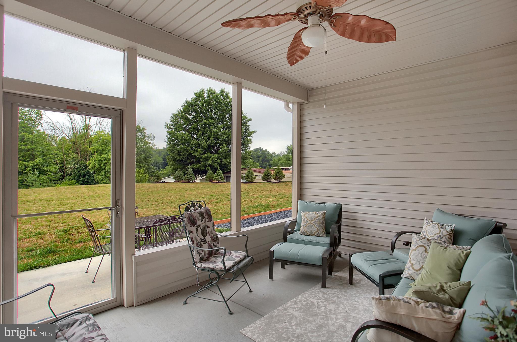 ARONDALE - Residential