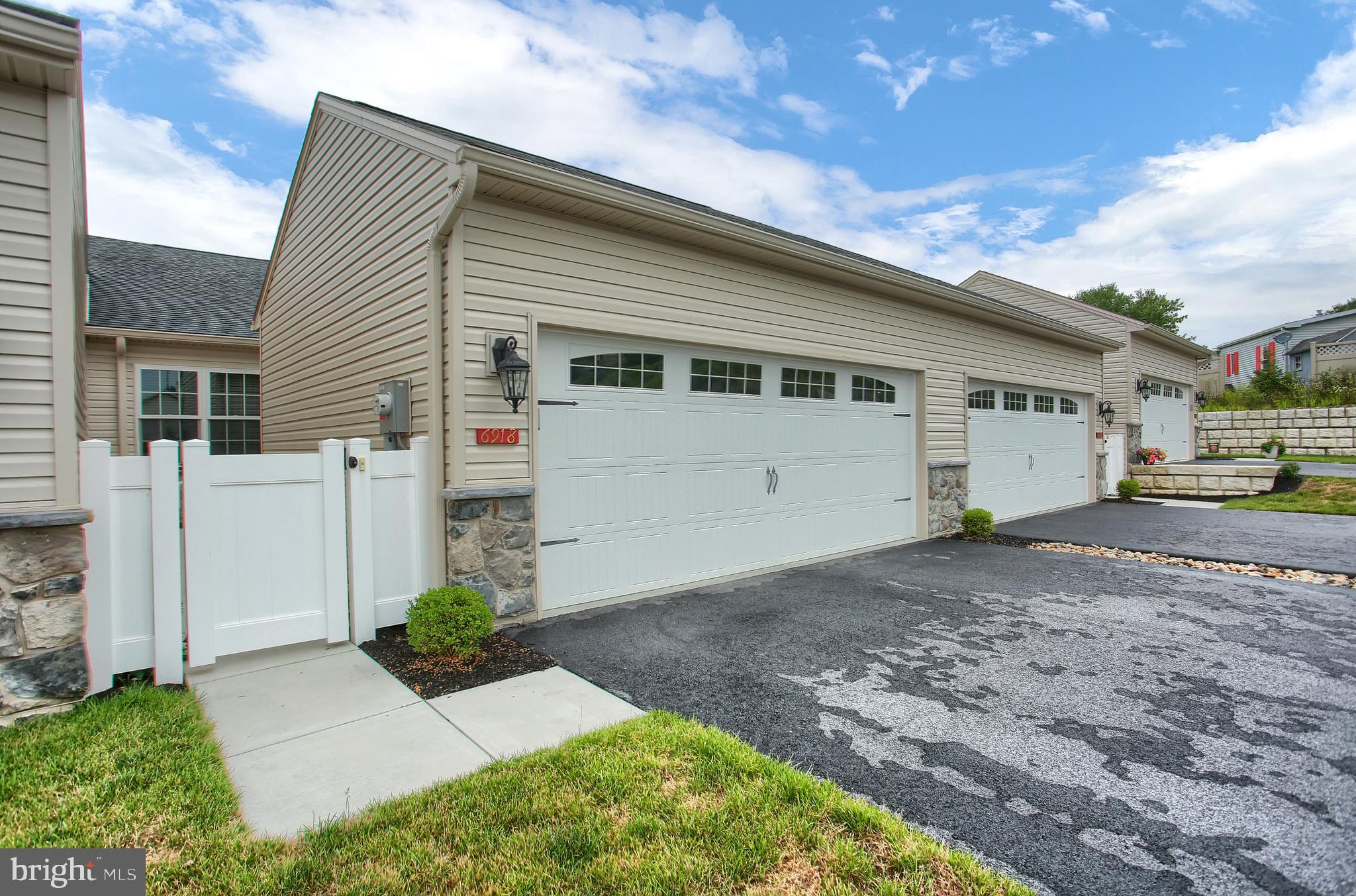 ARONDALE - Residential