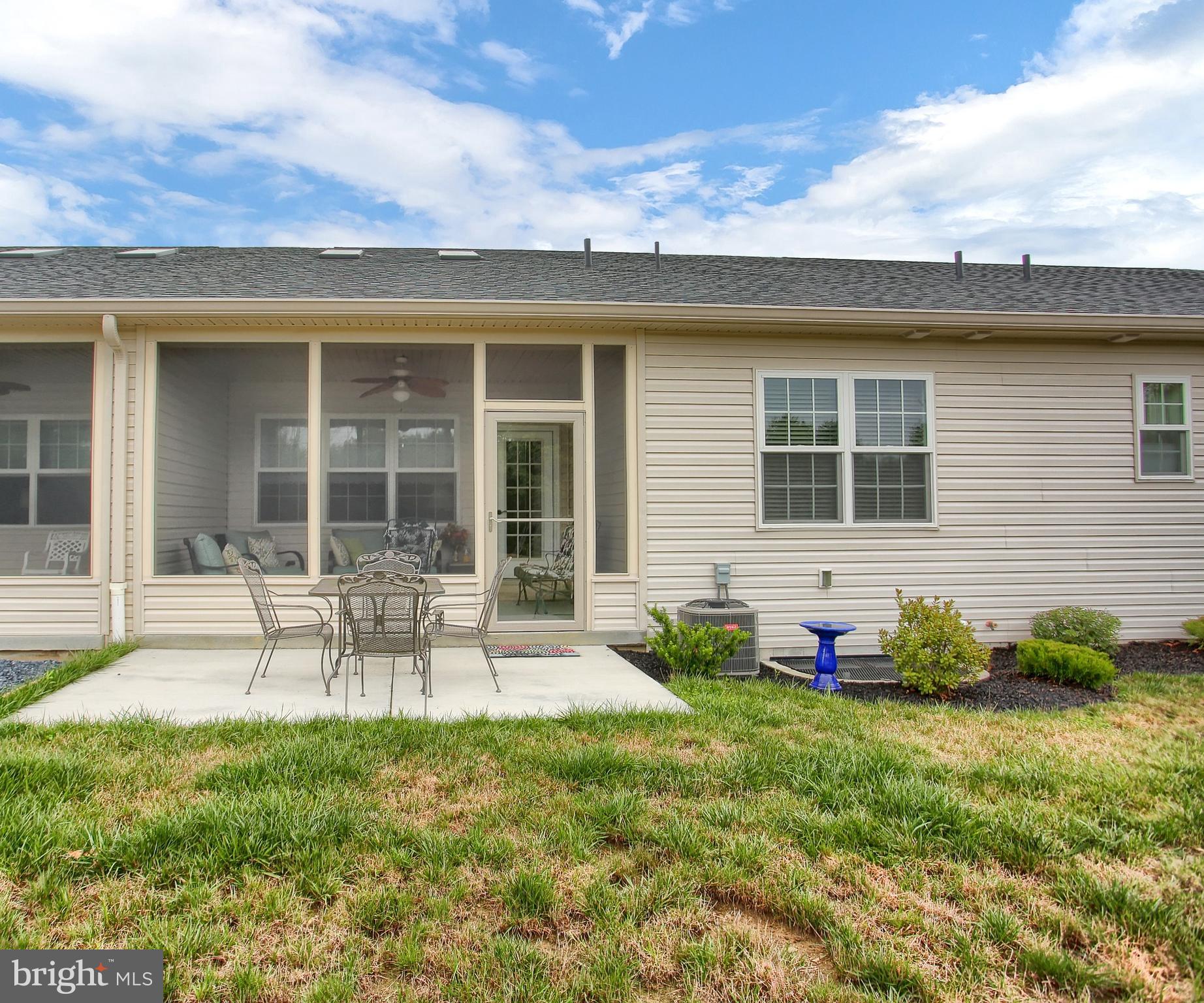 ARONDALE - Residential