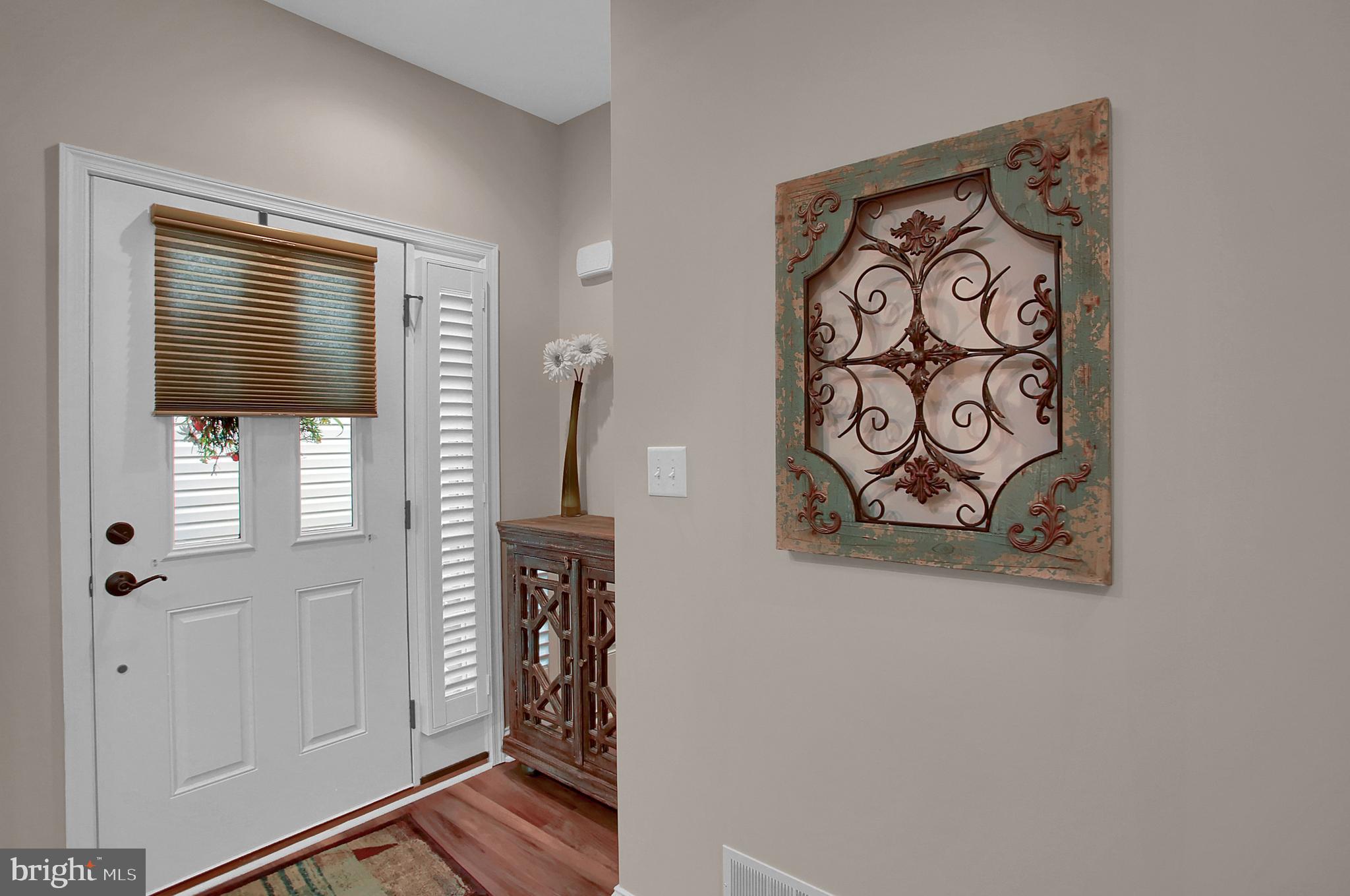 ARONDALE - Residential