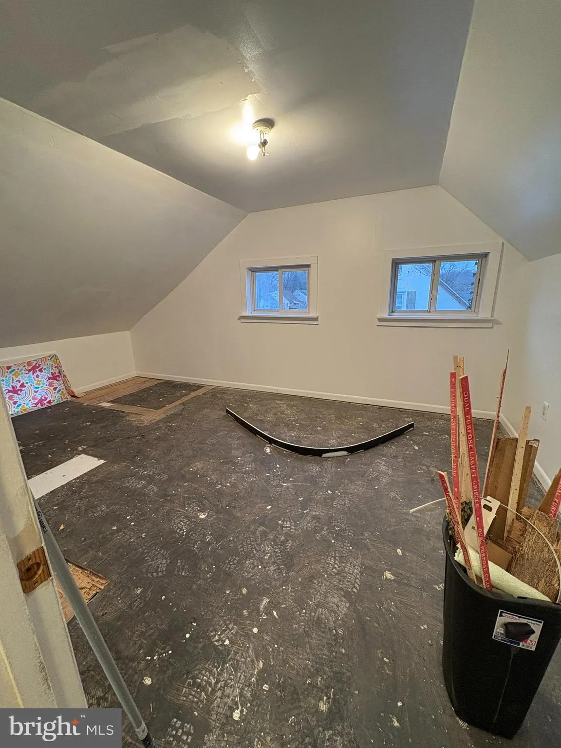 Wilmington, Delaware 19805, United States, 4 Bedrooms Bedrooms, ,1 BathroomBathrooms,Residential,Pending,13678