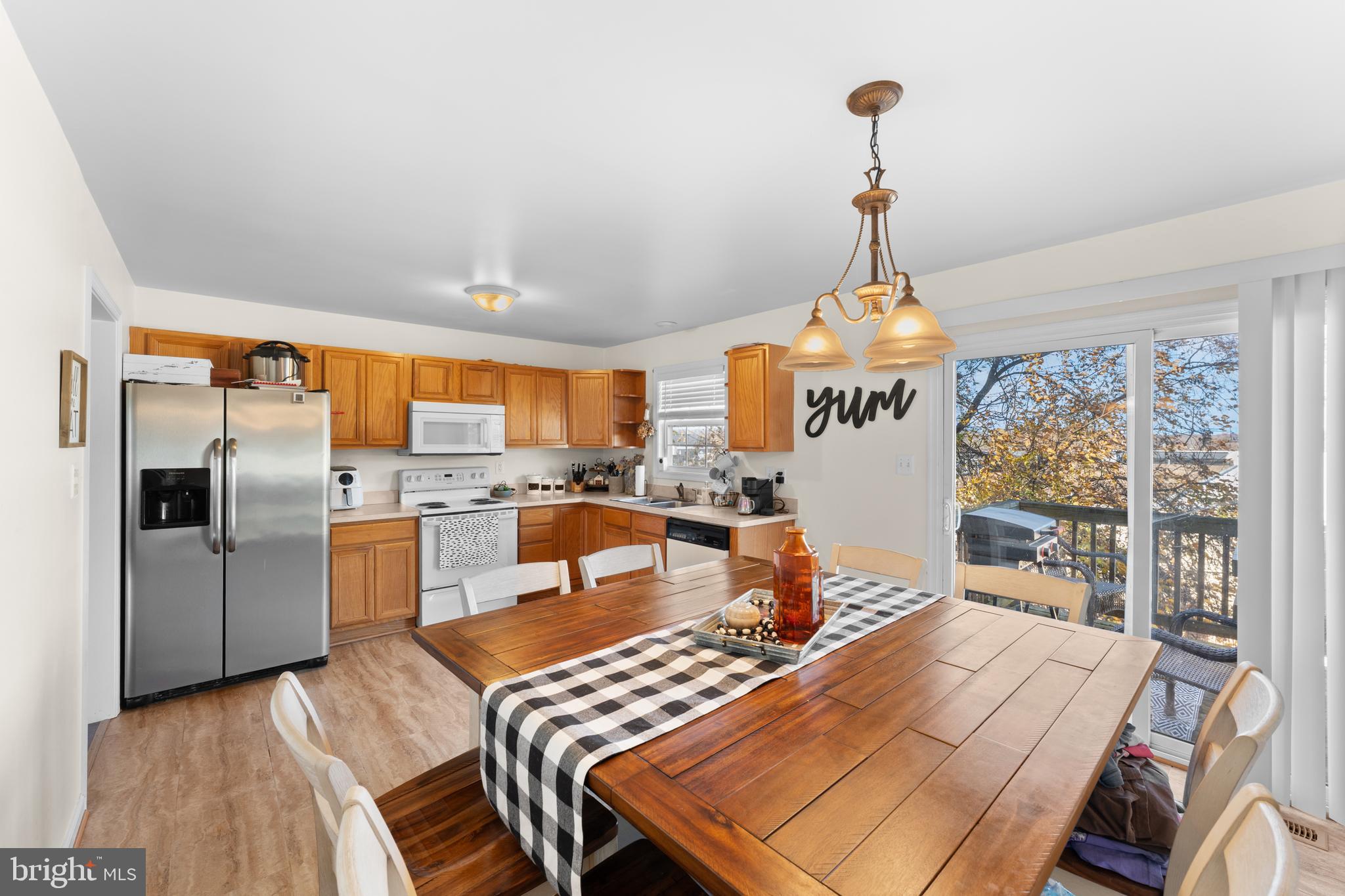 RED OAKS - Residential