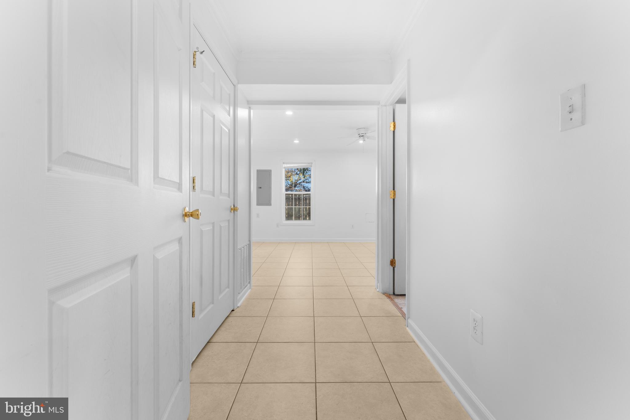 RED OAKS - Residential