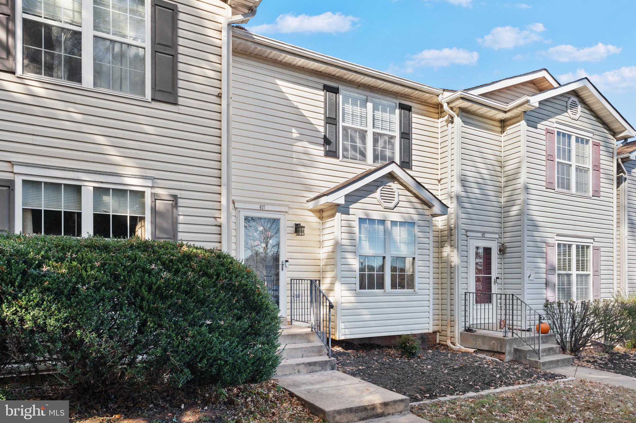 RED OAKS - Residential