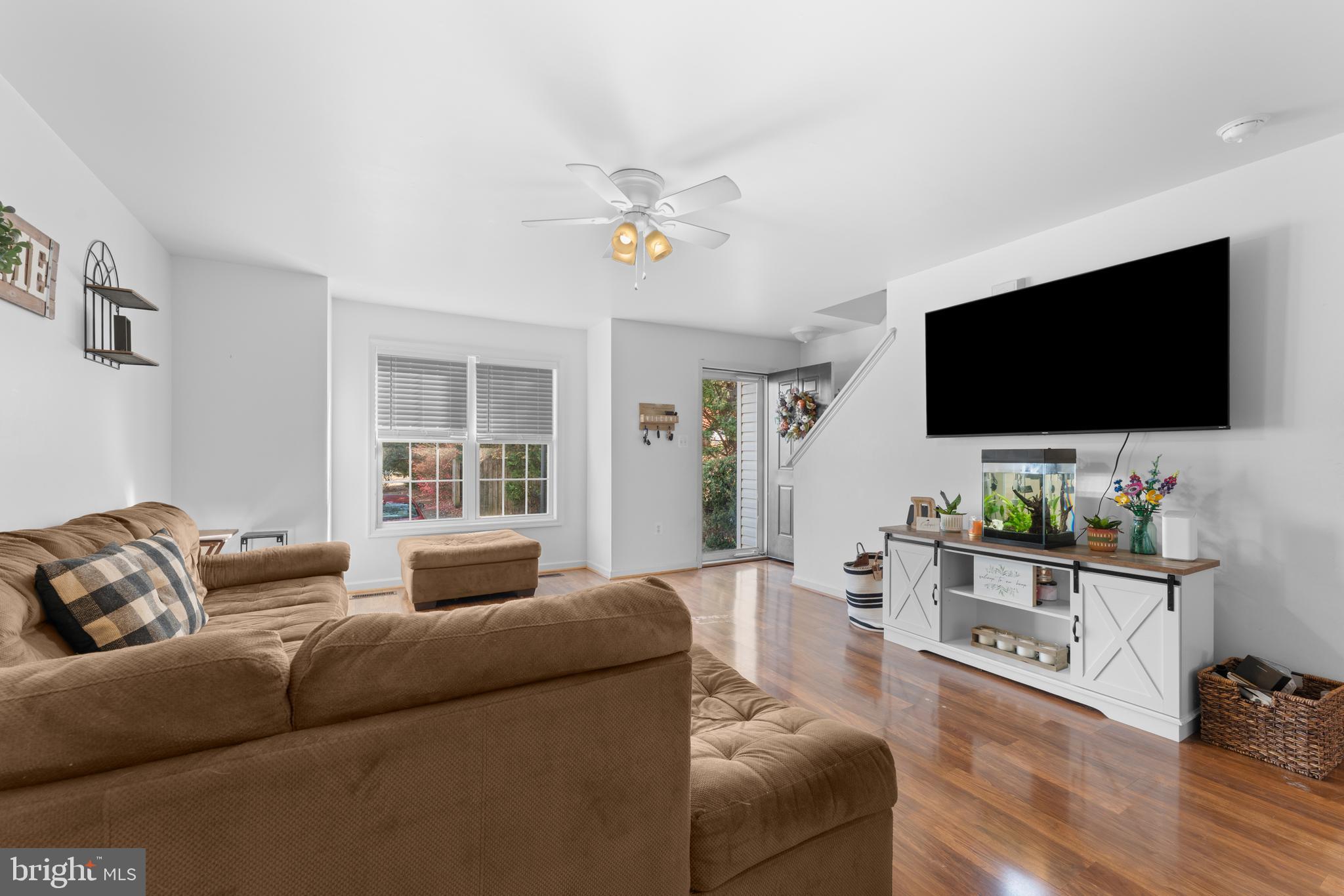 RED OAKS - Residential