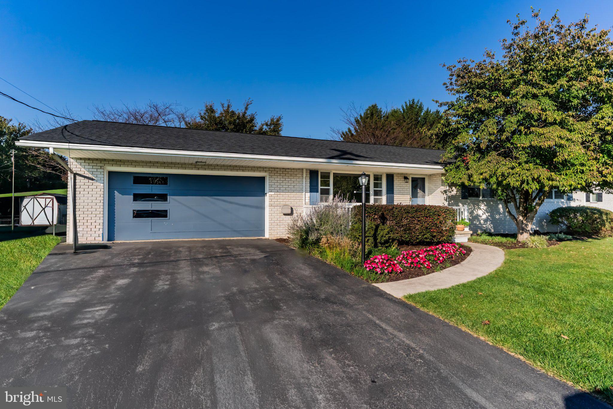 1495 LINMAR DRIVE