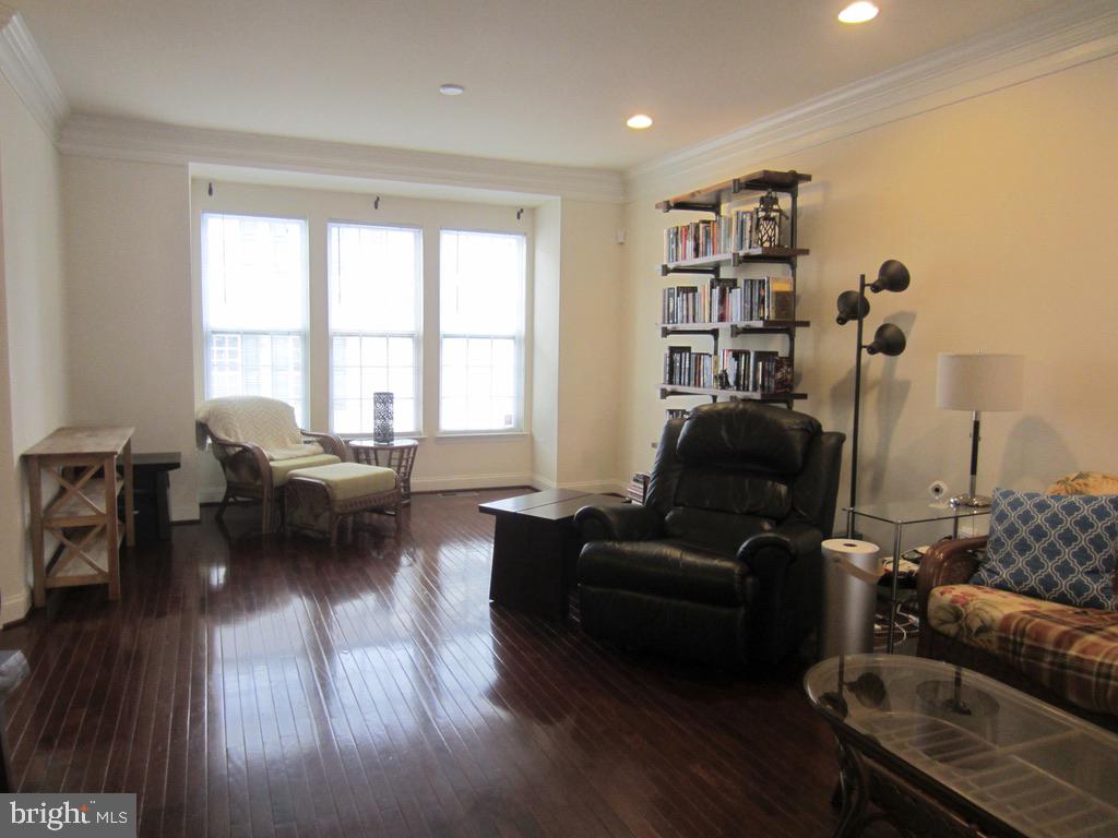 POTOMAC HIGHLANDS - Residential