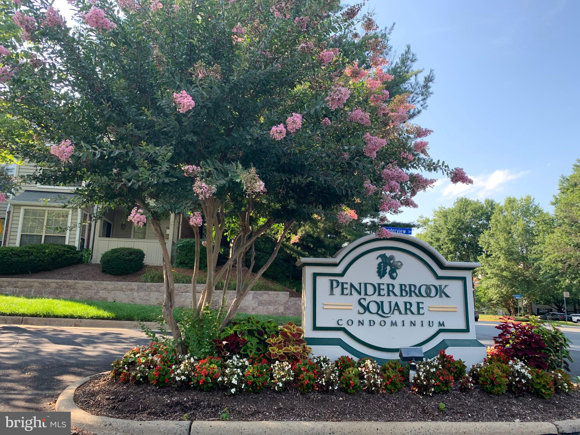 PENDERBROOK SQUARE CONDOMINIUMS - Residential Lease