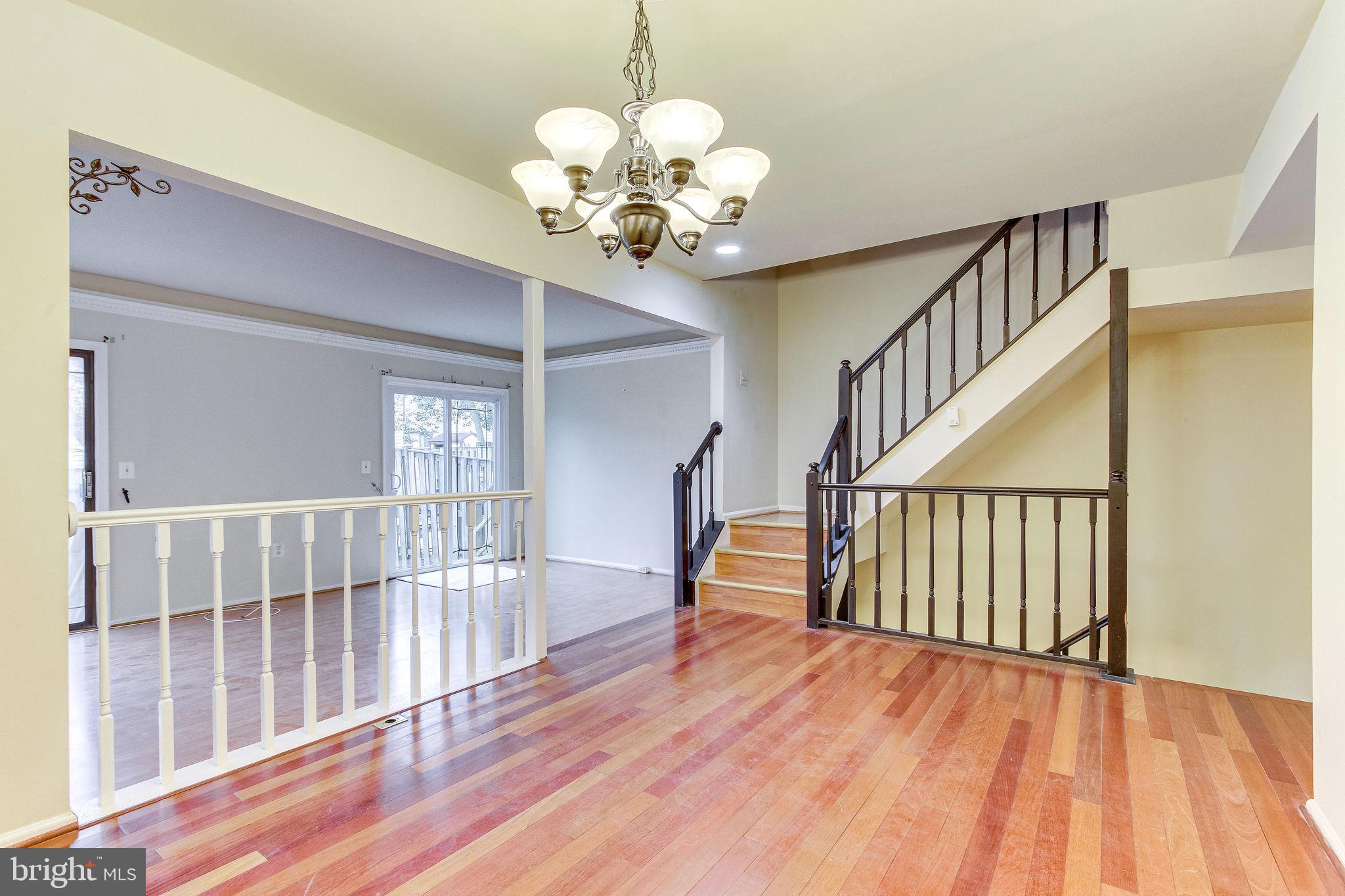 COUNTRYSIDE - Residential