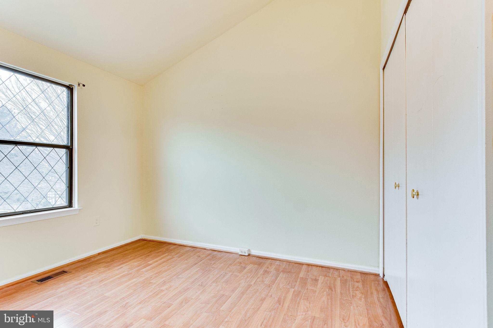 COUNTRYSIDE - Residential