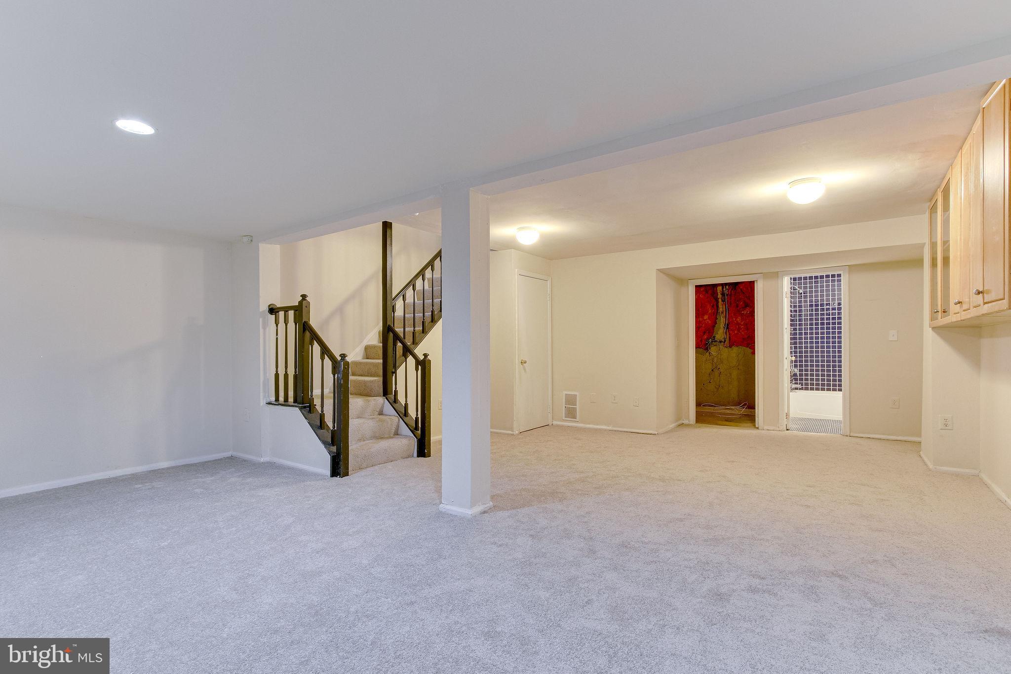 COUNTRYSIDE - Residential