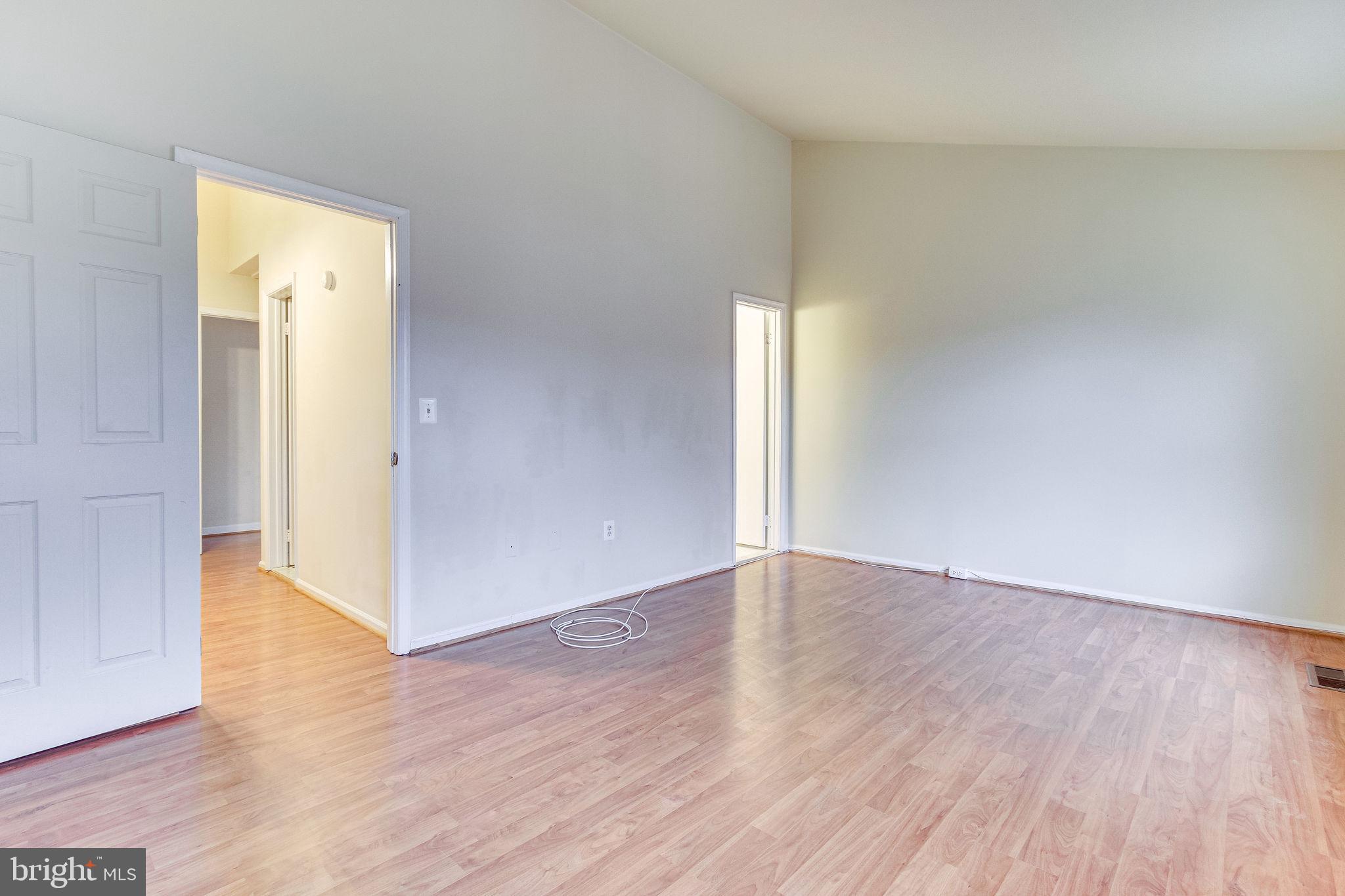 COUNTRYSIDE - Residential