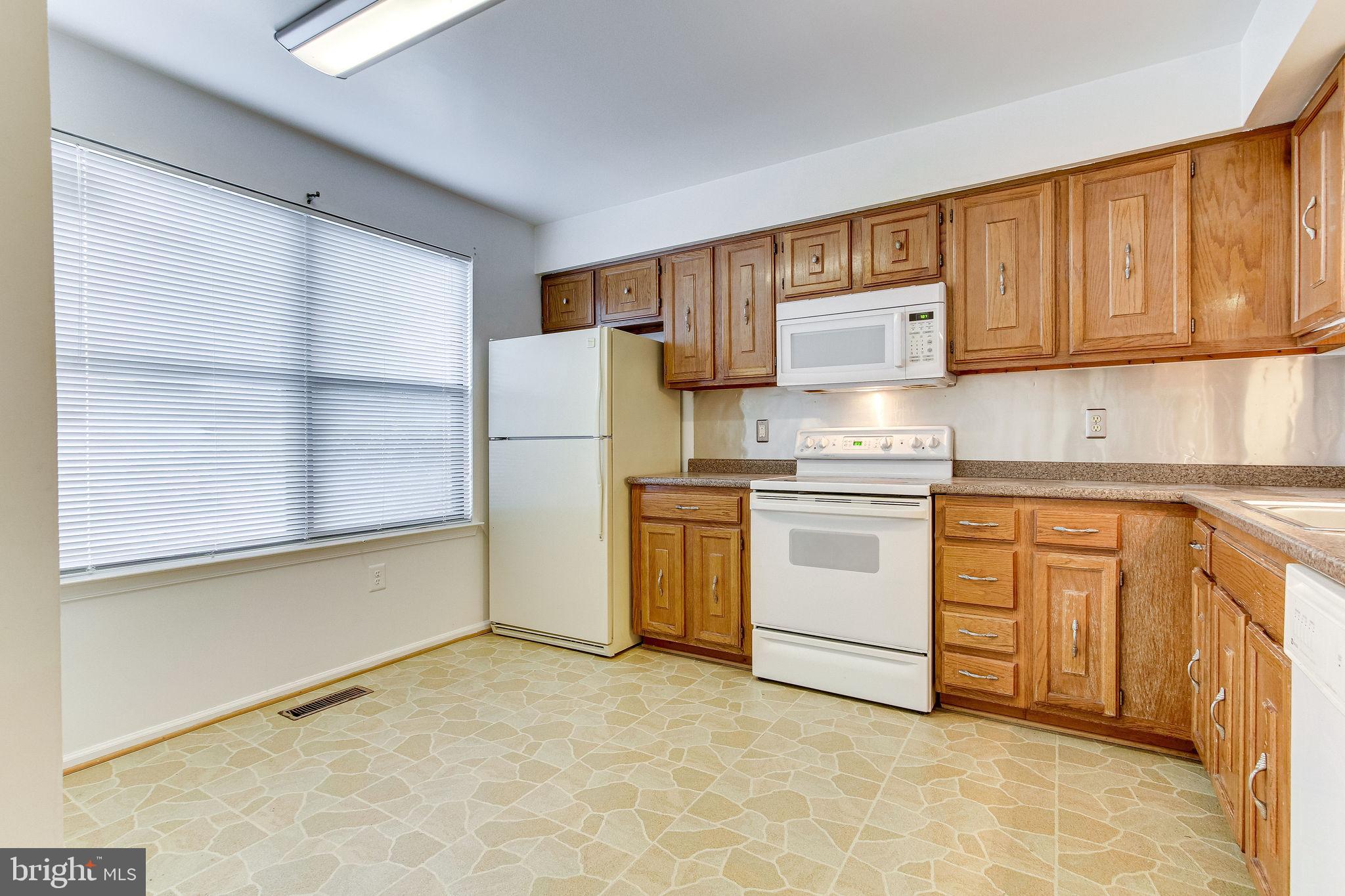 COUNTRYSIDE - Residential