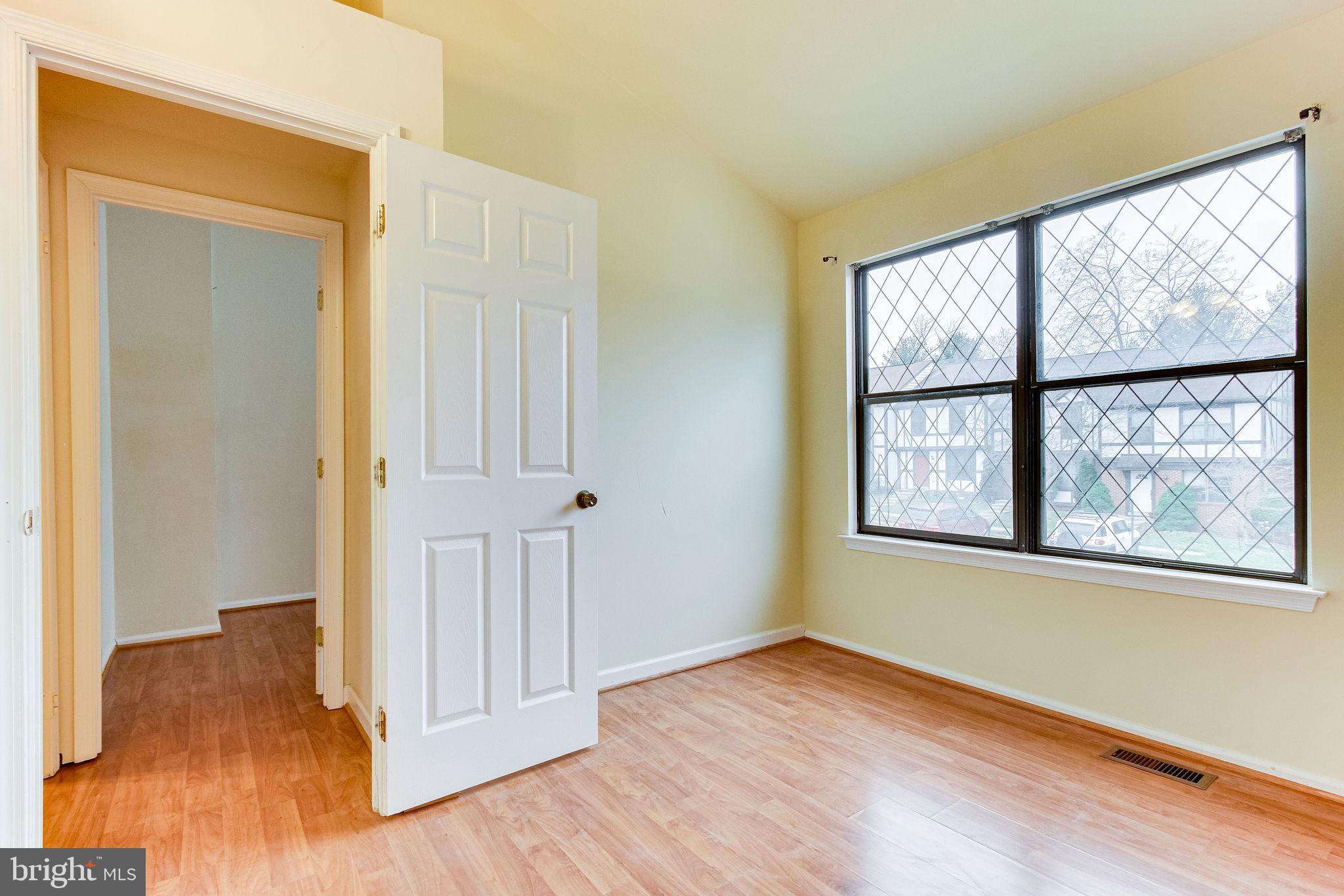 COUNTRYSIDE - Residential