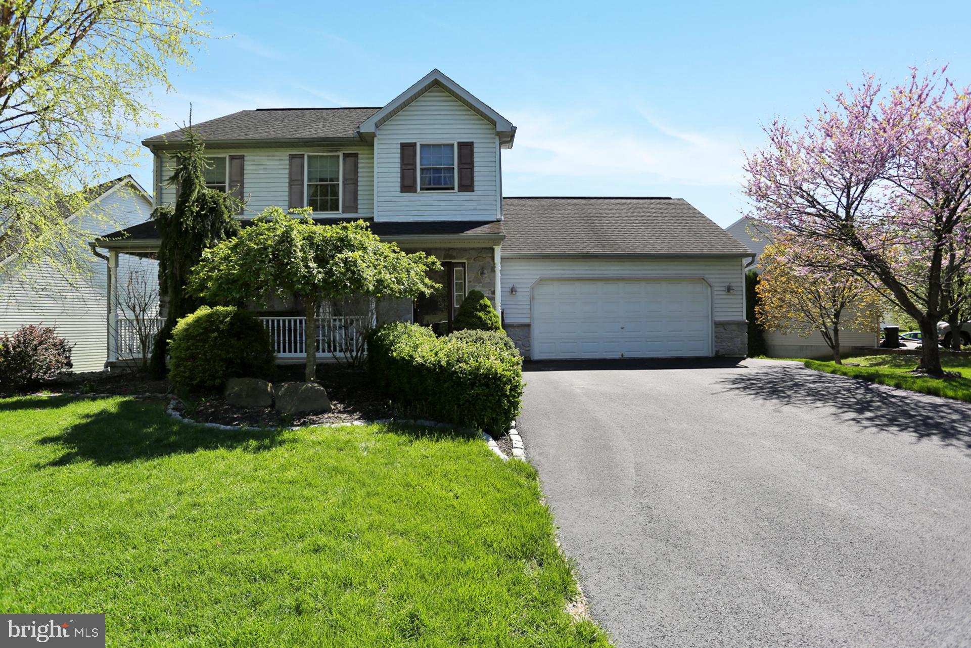 CREEKSIDE MANOR - Residential