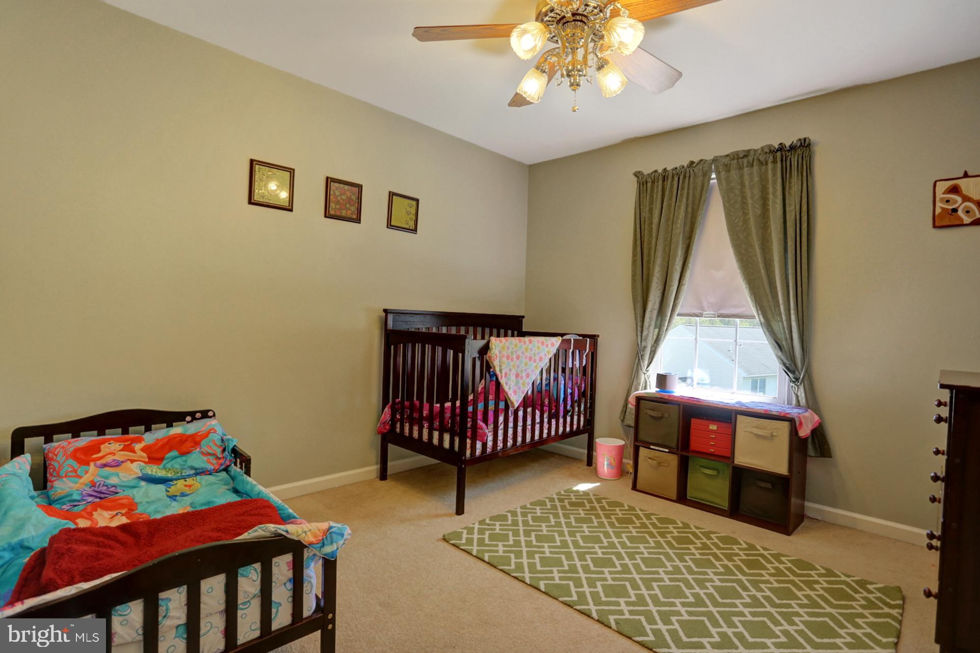 CREEKSIDE MANOR - Residential