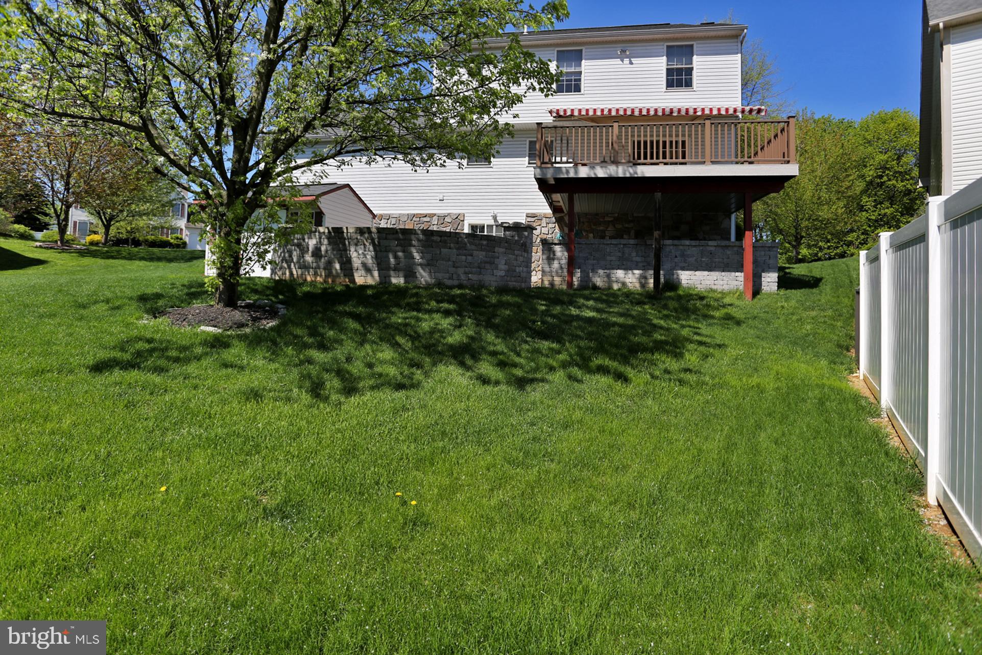 CREEKSIDE MANOR - Residential