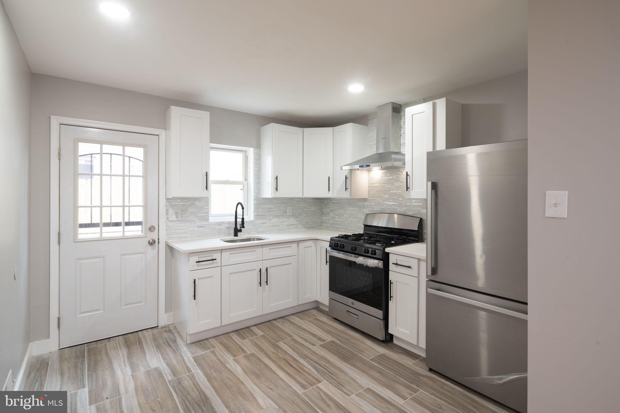 WHITMAN - Residential