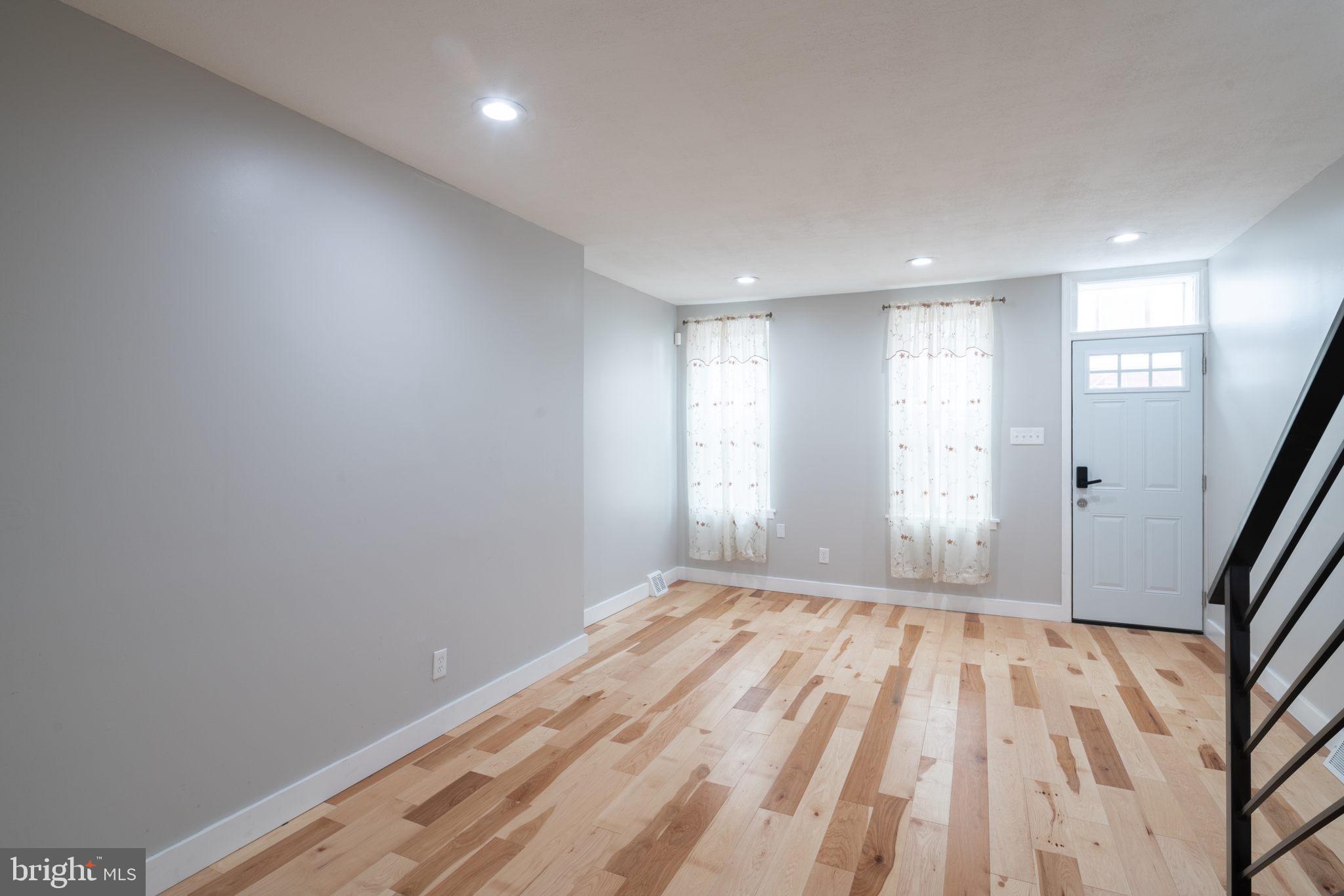 WHITMAN - Residential