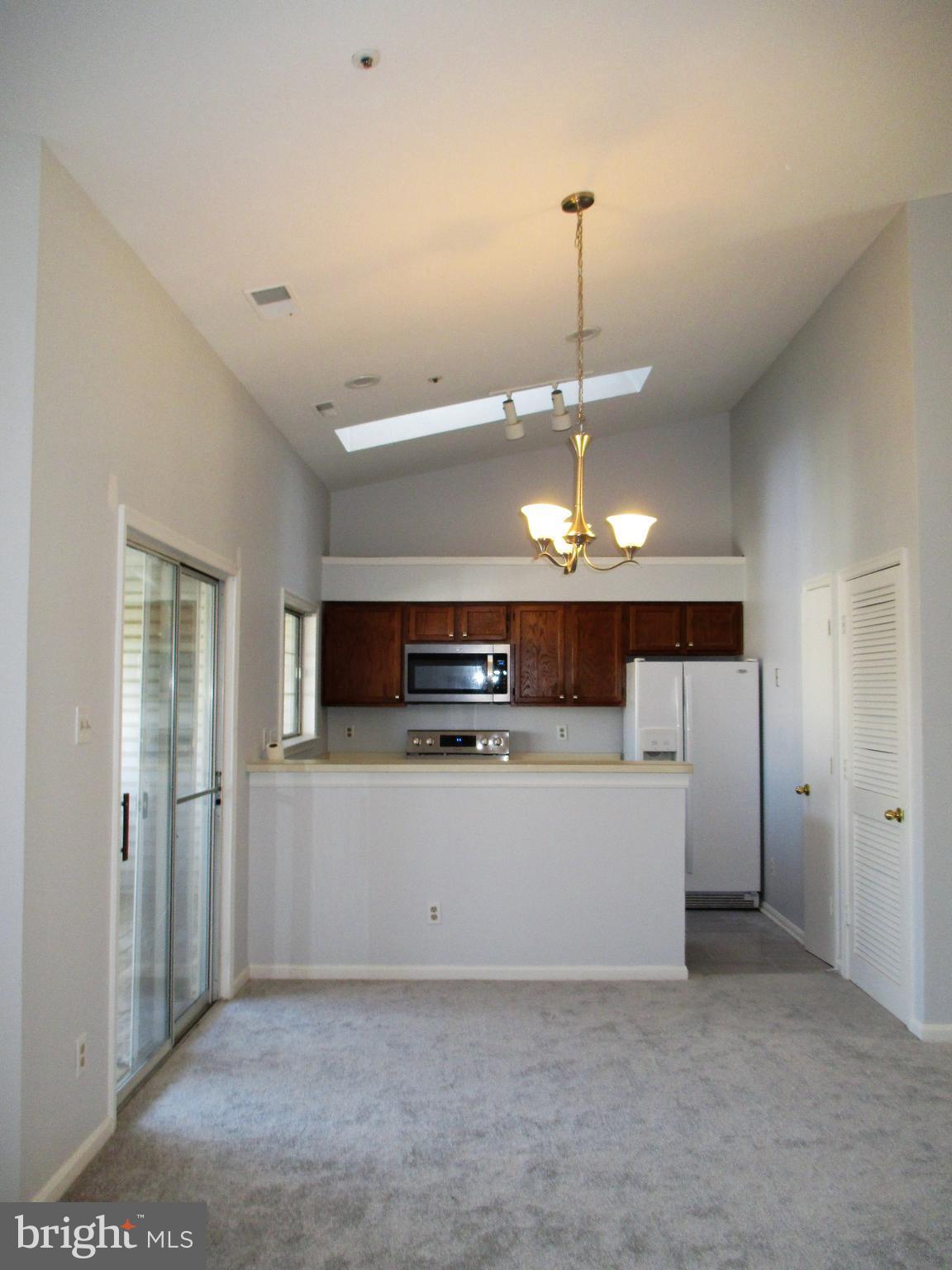 BRIDGEPORT CONDO PHASE 3 - Residential Lease