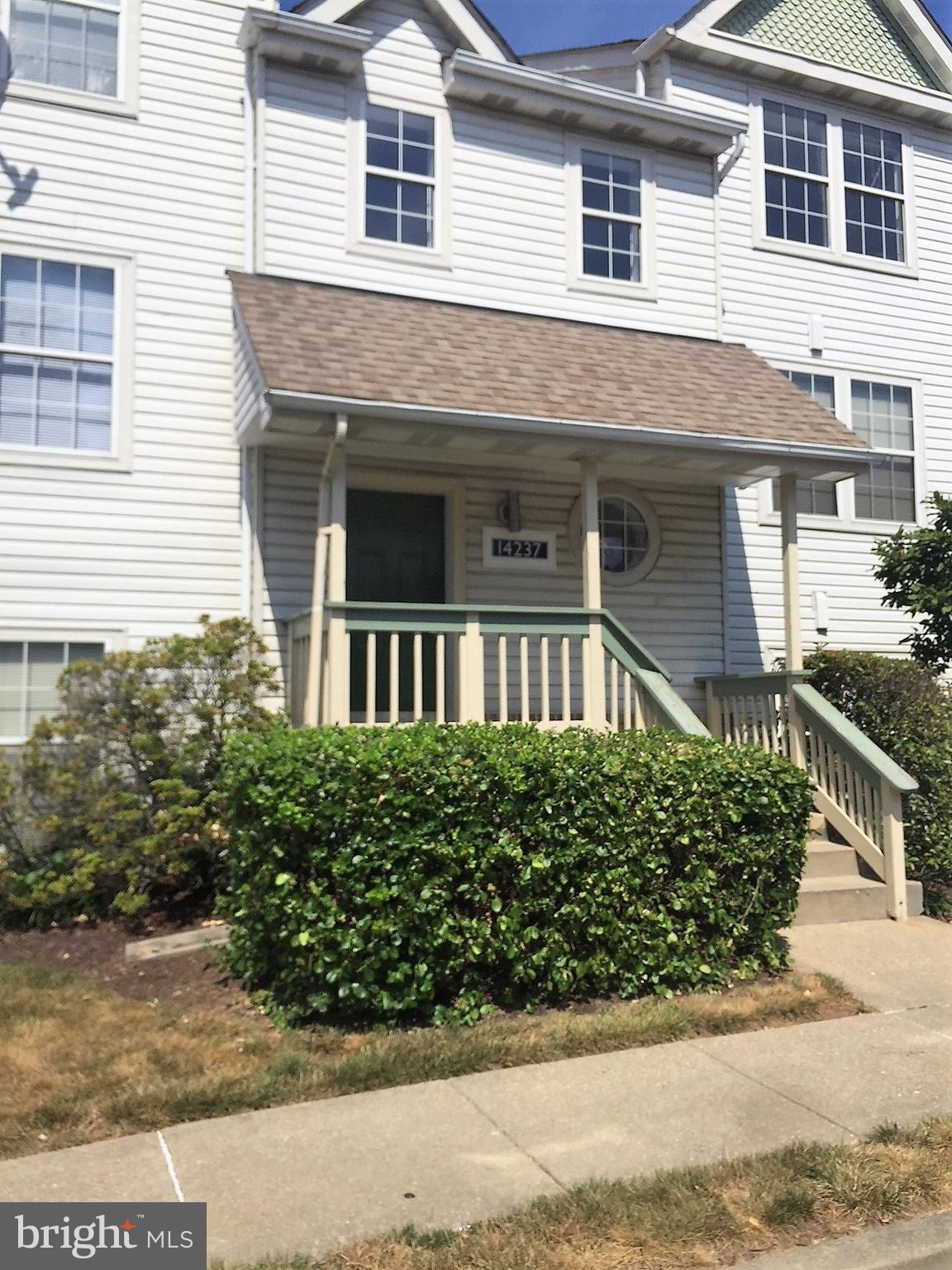 BRIDGEPORT CONDO PHASE 3 - Residential Lease